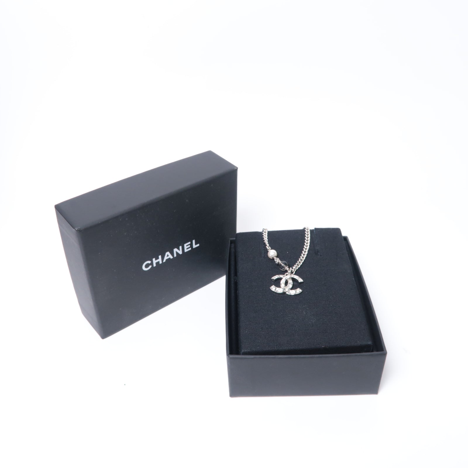 CHANEL 【激減優惠】PVC/金屬Necklace項鍊銀色