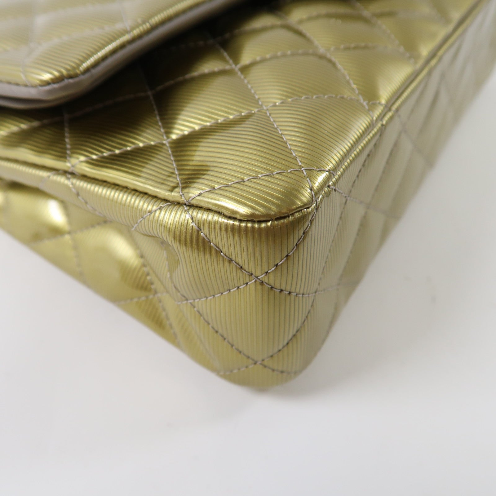 CHANEL 【激減優惠】漆皮皮革Chain Shoulder銀扣鏈帶肩背袋金色