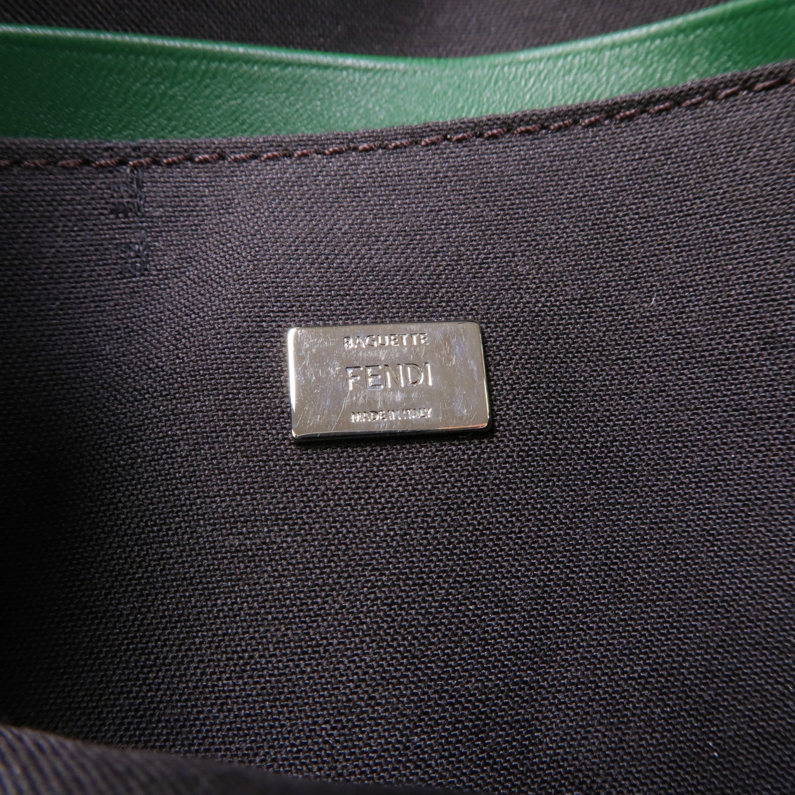 FENDI 牛皮皮革2 Way Shoulder銀扣手挽肩背兩用袋