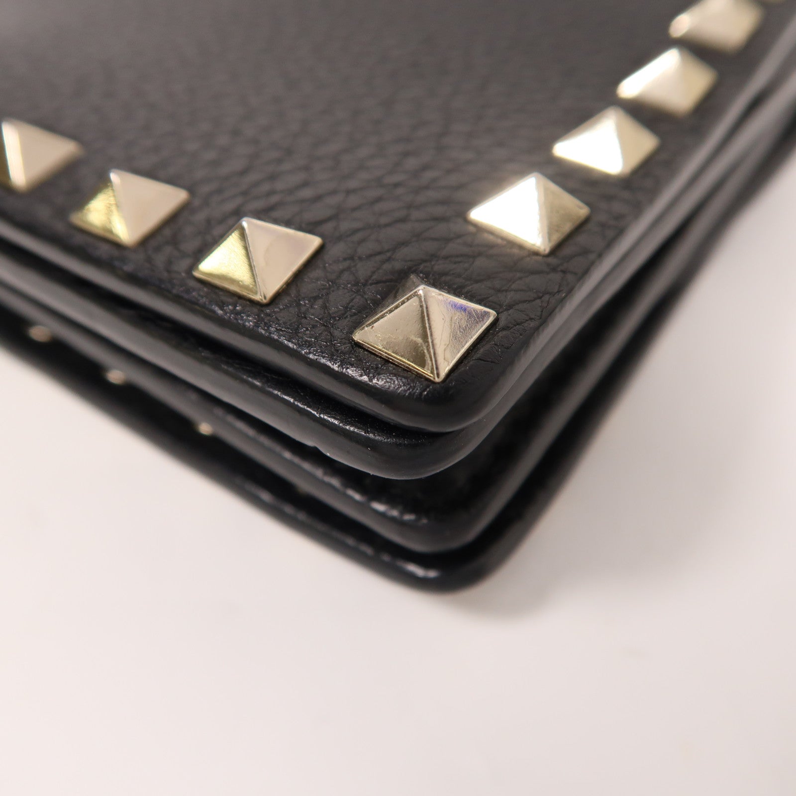 Valentino 牛皮皮革Chain Shoulder金扣鏈帶肩背袋