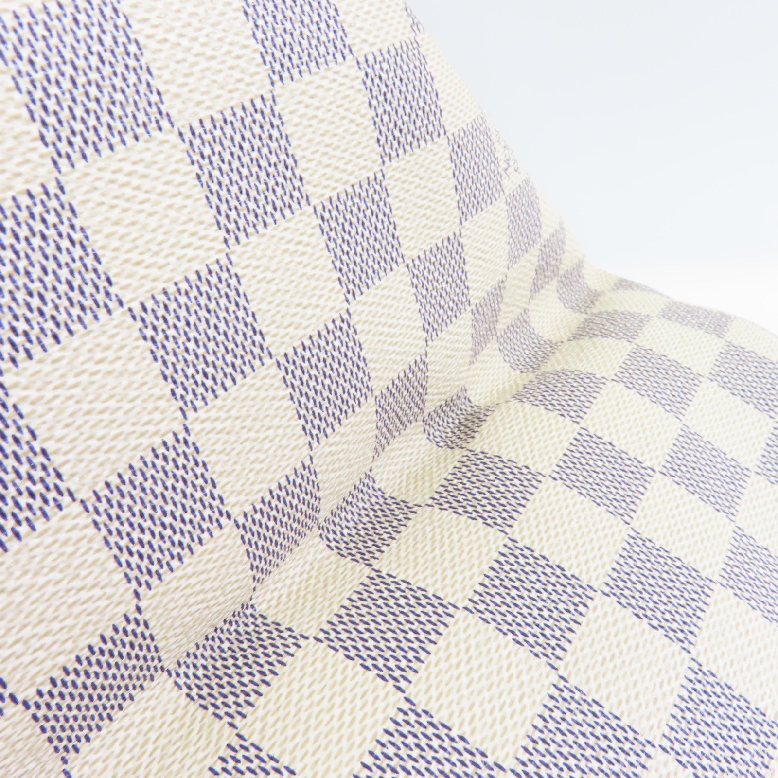 LOUIS VUITTON Damier Azur Saleya MM金扣肩背袋白色
