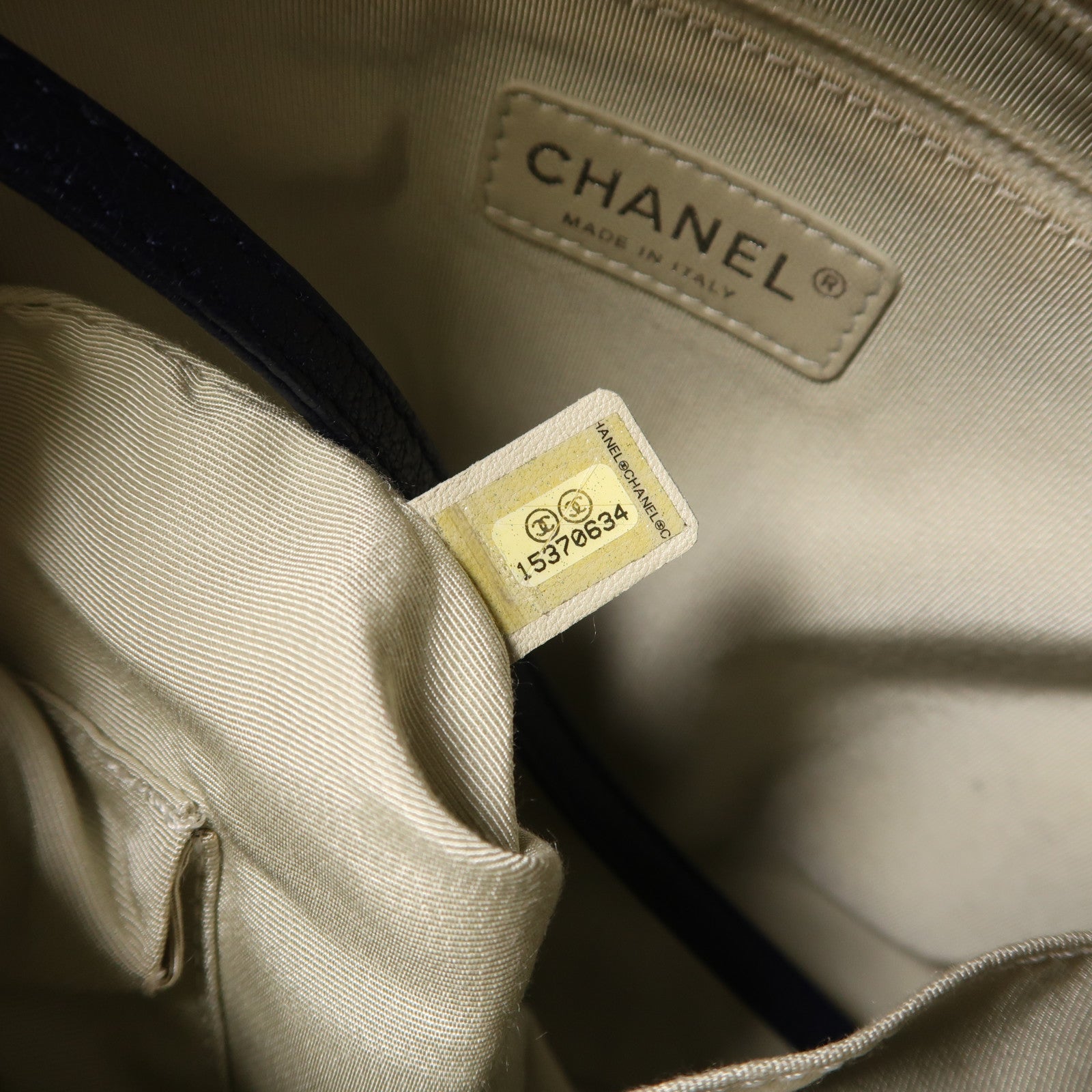 CHANEL 牛皮皮革Chain Shoulder銀扣鏈帶肩背袋