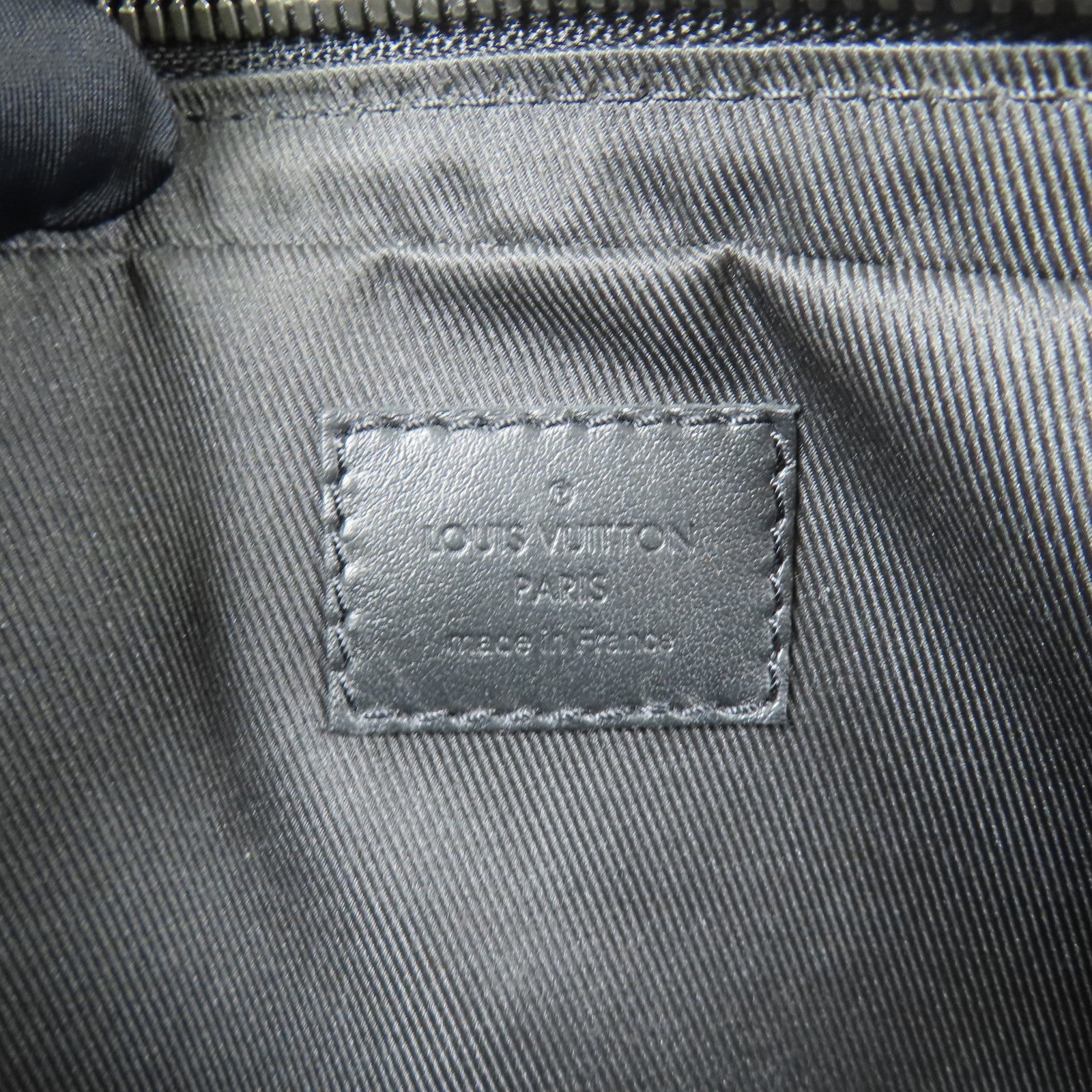 LOUIS VUITTON Monogram Eclipse Reverse Trio Messenger銀扣肩背袋灰色