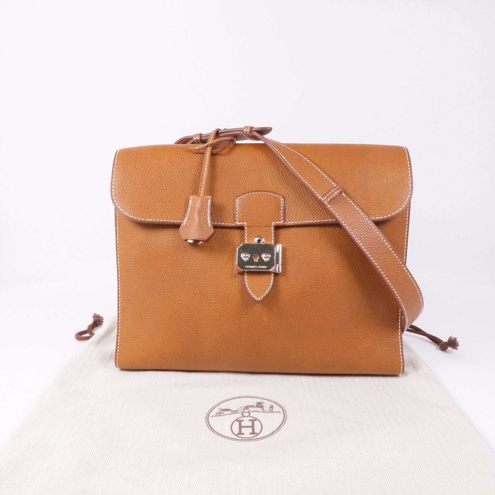 HERMES Saddle皮革Sac a Depeches 29銀扣肩背袋Gold