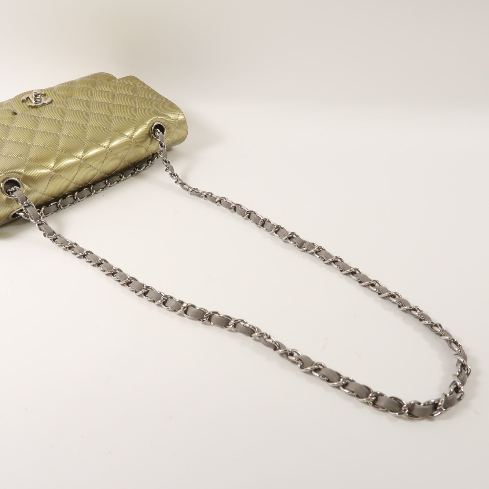 CHANEL 【激減優惠】漆皮皮革Chain Shoulder銀扣鏈帶肩背袋金色