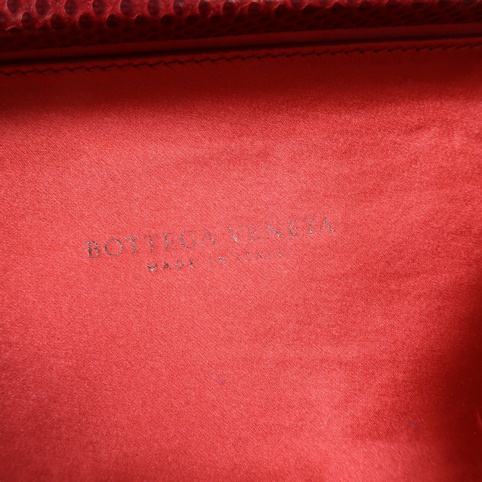 BOTTEGA VENETA Satin Knot Clutch手拿包