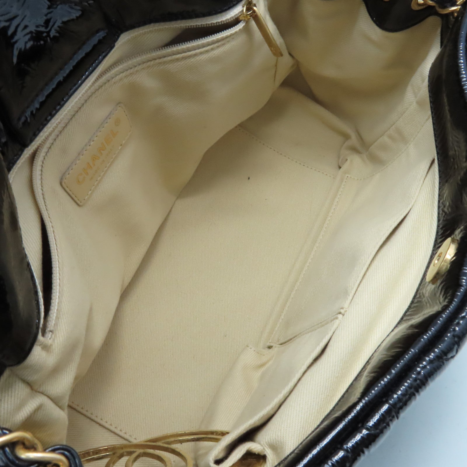 CHANEL 【激減優惠】漆皮Chain Shoulder Bag金扣鏈帶肩背袋黑色