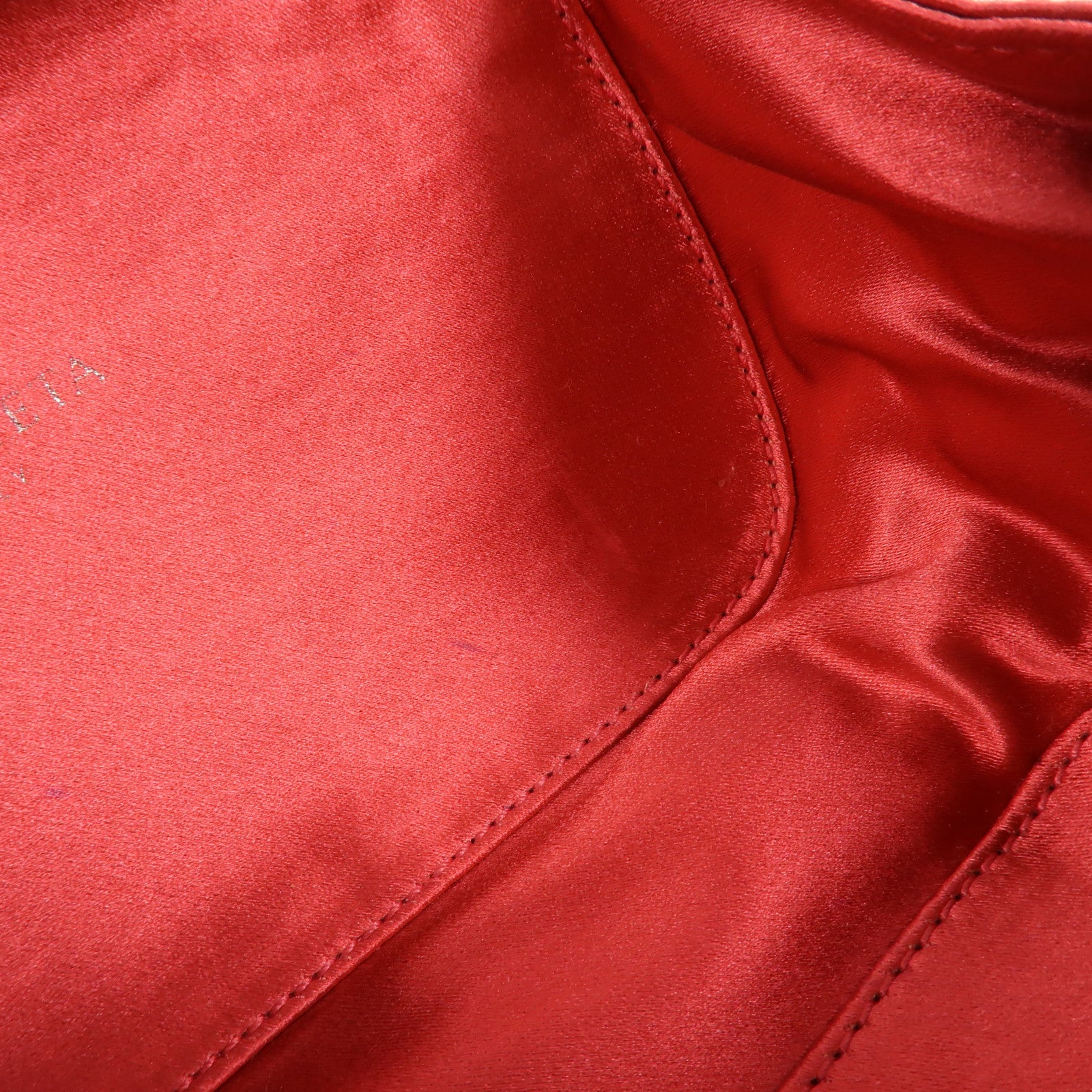 BOTTEGA VENETA Satin Knot Clutch手拿包