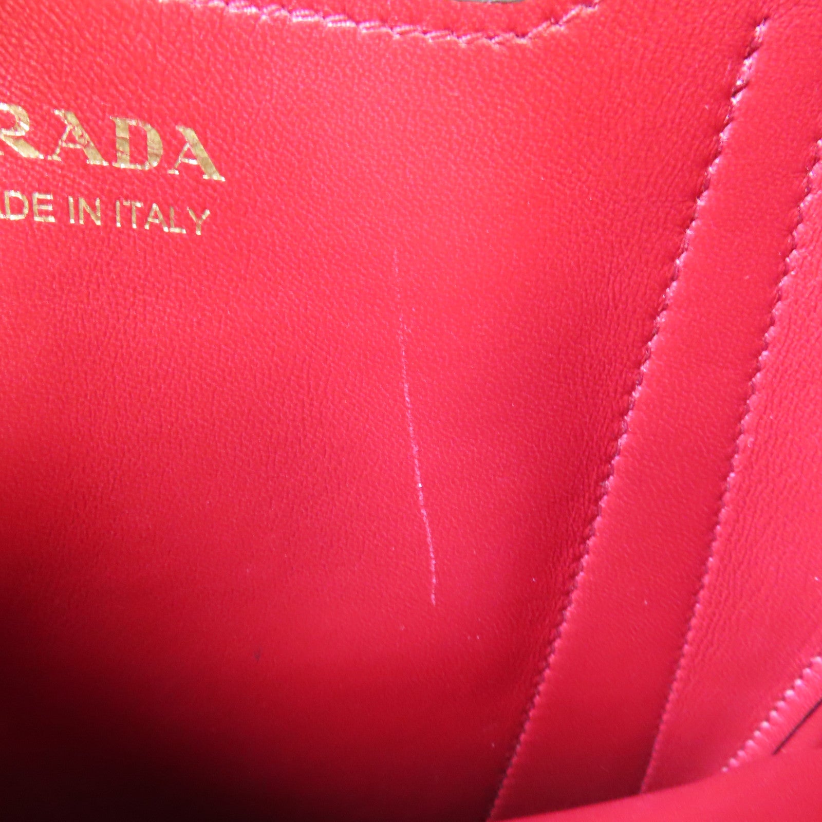 PRADA Saffiano皮革Panier金扣手挽肩背兩用袋黑色