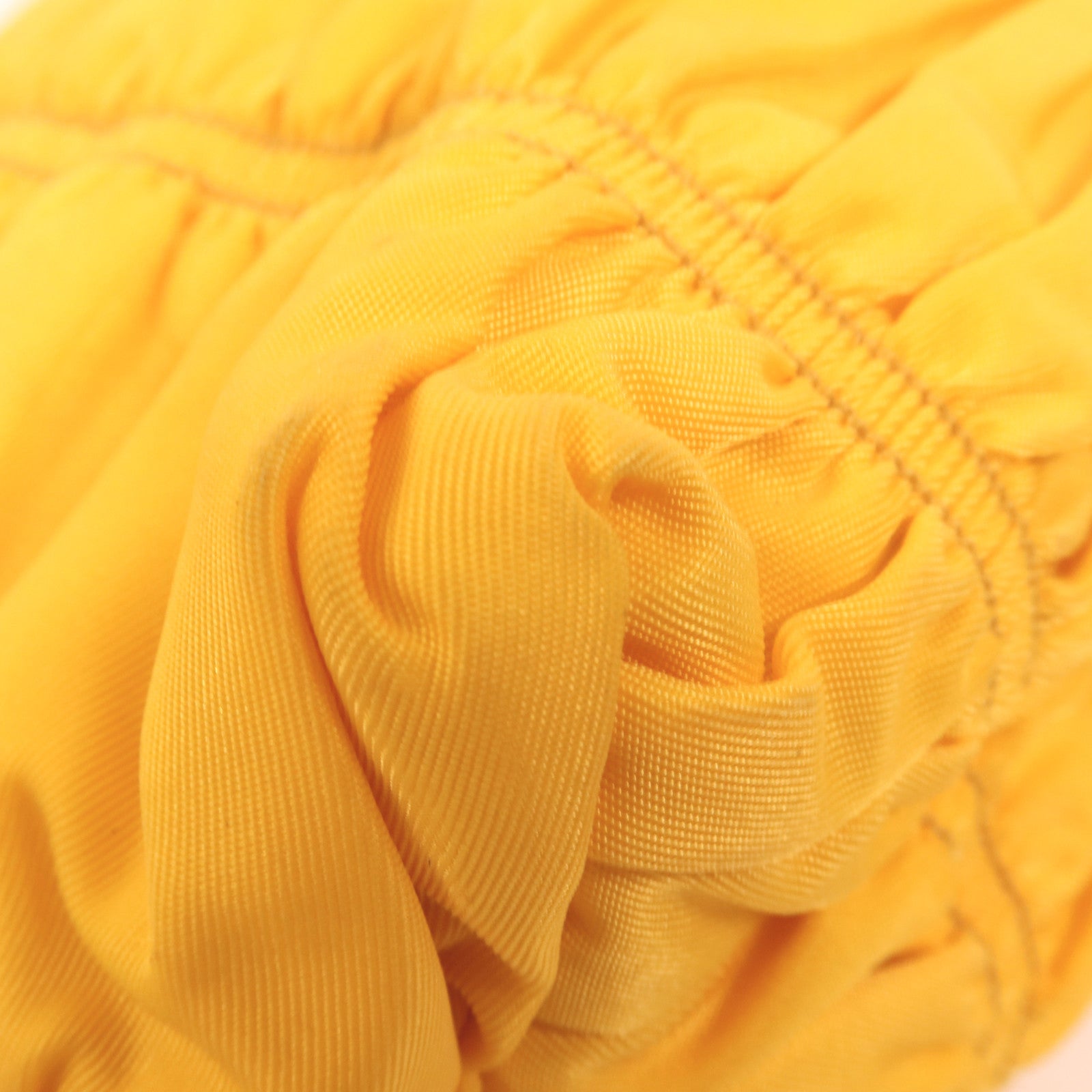 PRADA 尼龍Cosmetics Bag金扣手拿包