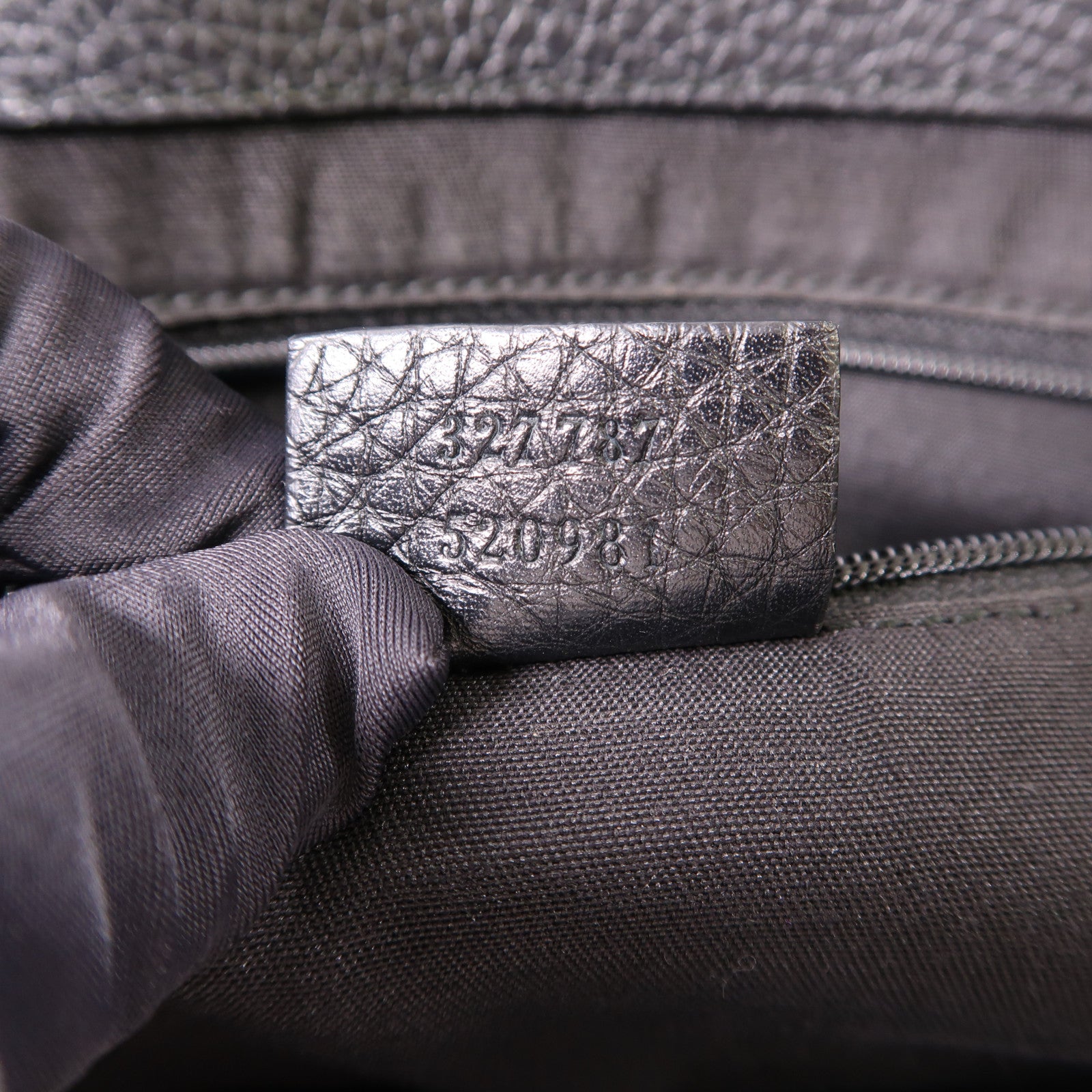 GUCCI 帆布Shoulder Bag銀扣肩背袋