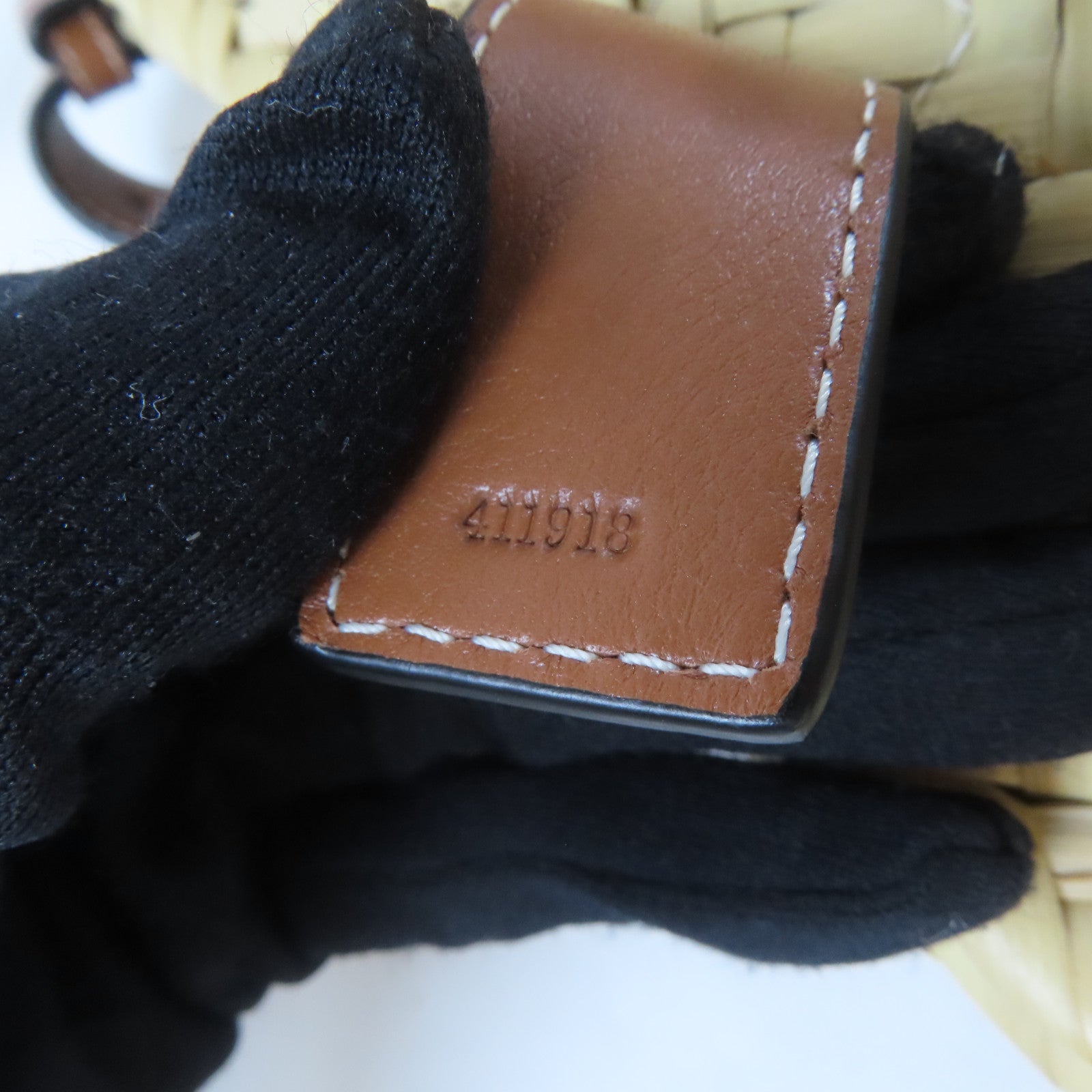 LOEWE 酒椰/皮革Basket Bag銀扣肩背袋/手挽袋啡色