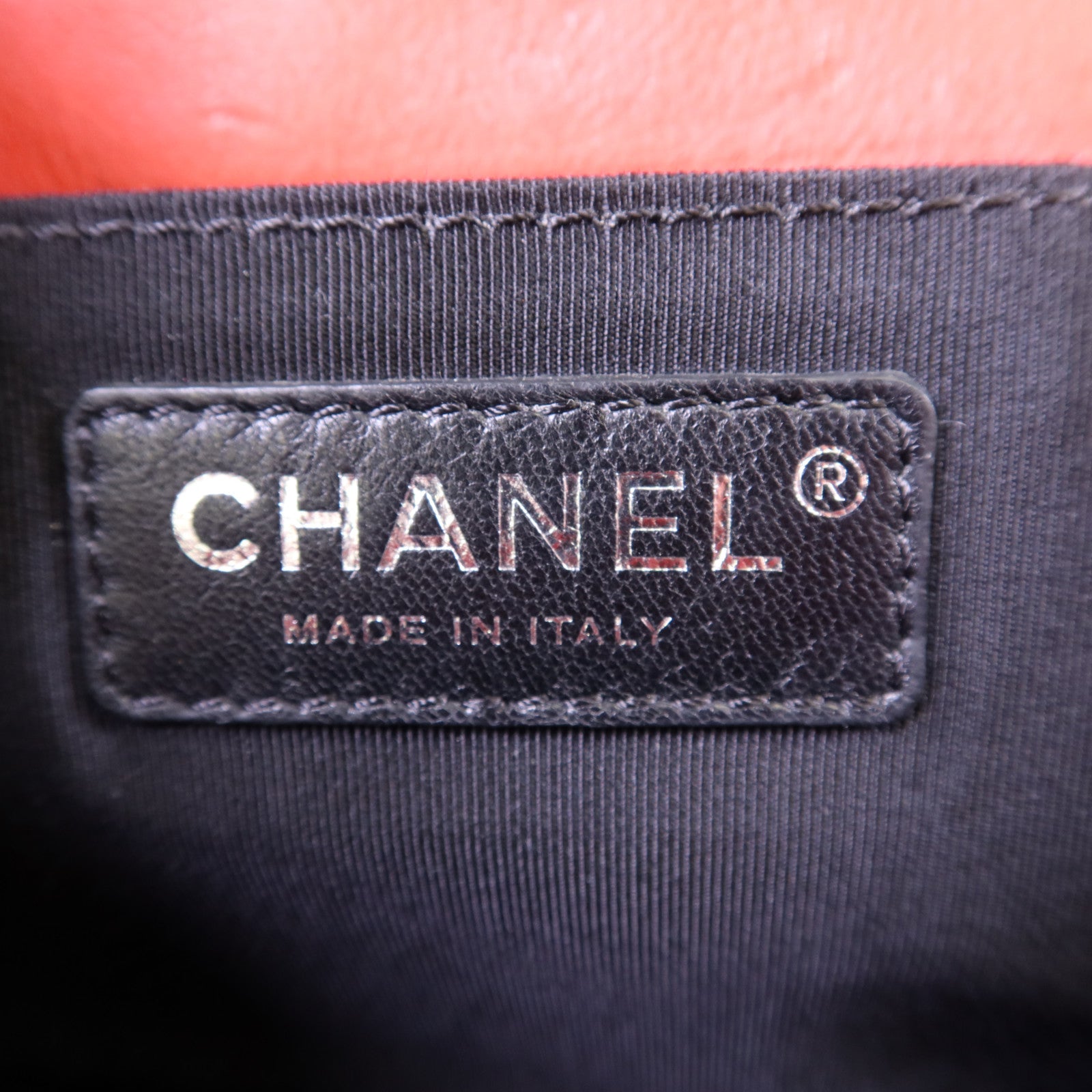 CHANEL 牛皮皮革Boy 25鏈帶肩背袋