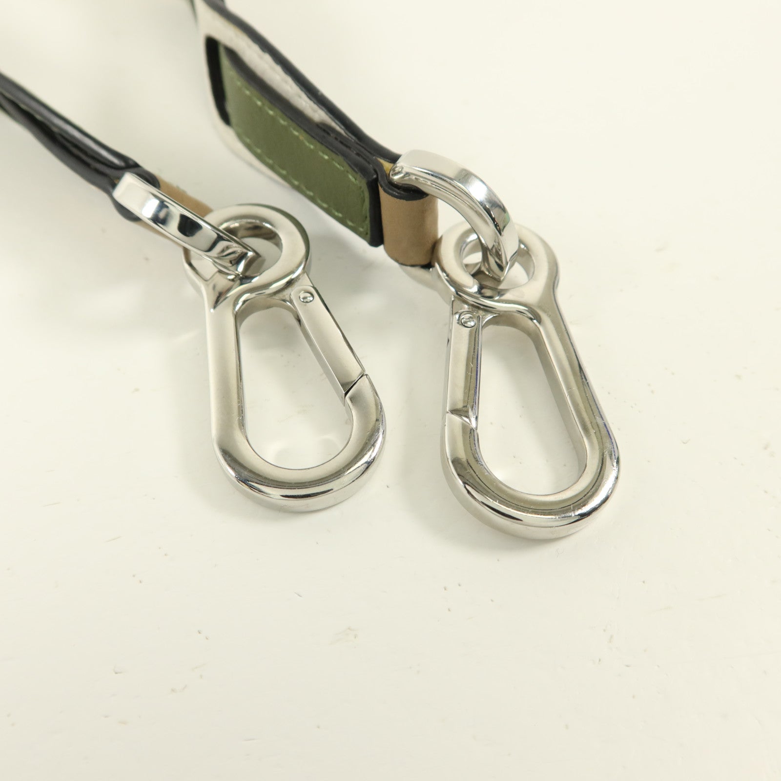 LOEWE 羊皮皮革Shoulder Strap肩帶