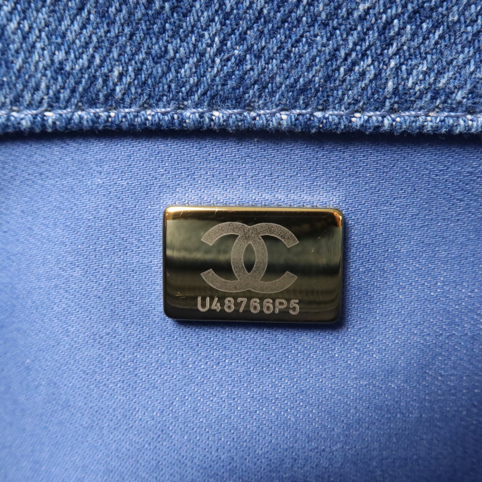 CHANEL 牛仔布Chain Shoulder Bag鏈帶肩背袋