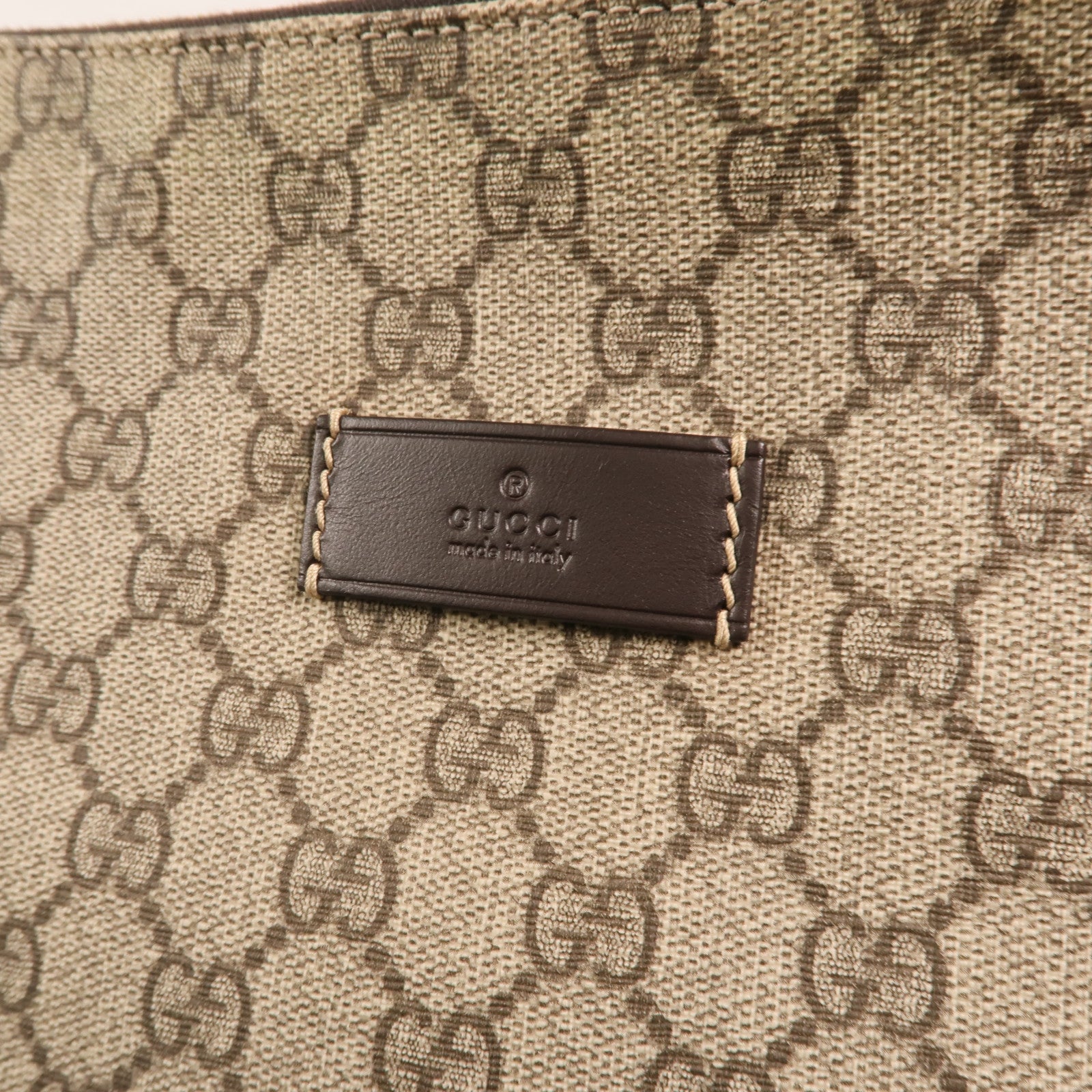 GUCCI 塗層帆布Shoulder Bag金扣肩背袋