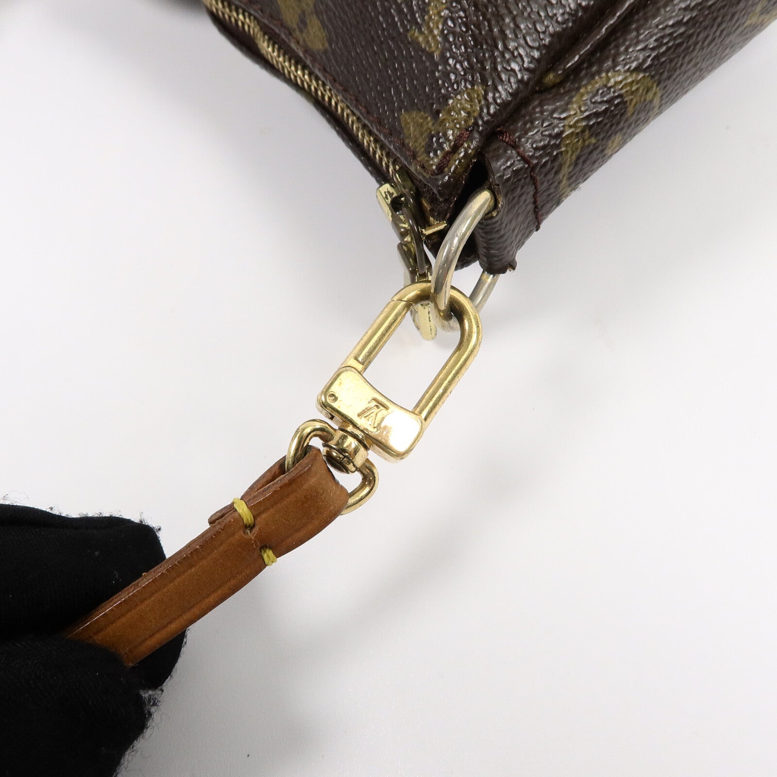 LOUIS VUITTON Monogram Pochette Accessoires手挽袋