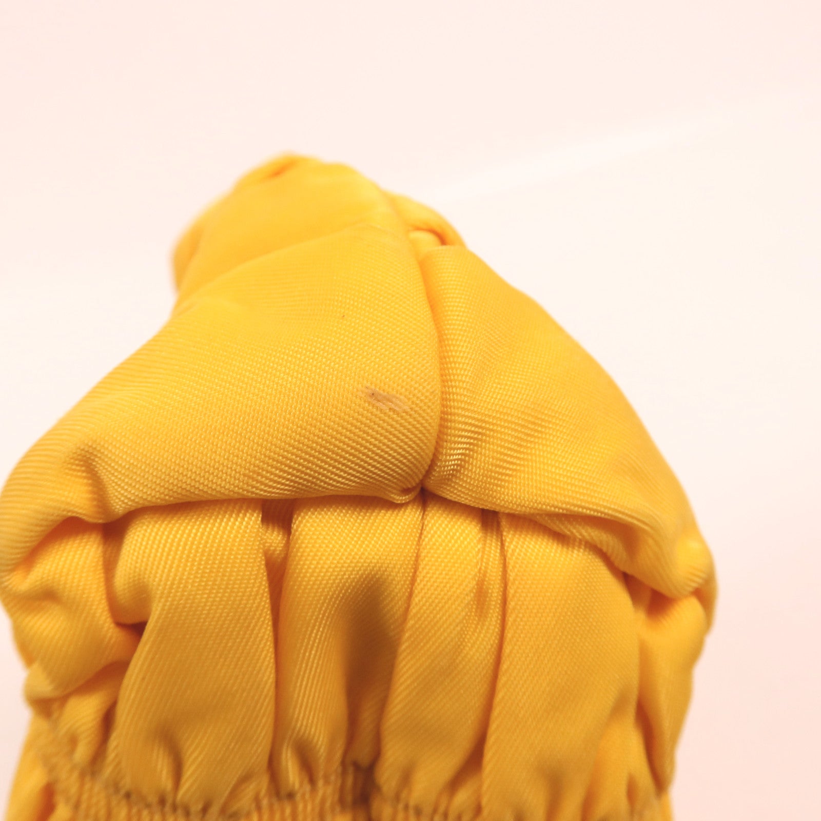 PRADA 尼龍Cosmetics Bag金扣手拿包