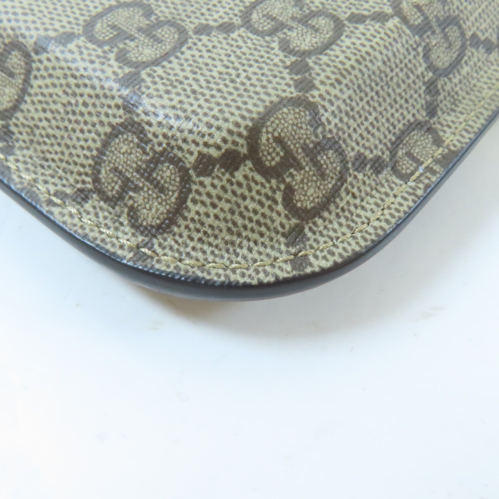 GUCCI 塗層帆布Phone Case金扣肩背袋棕色