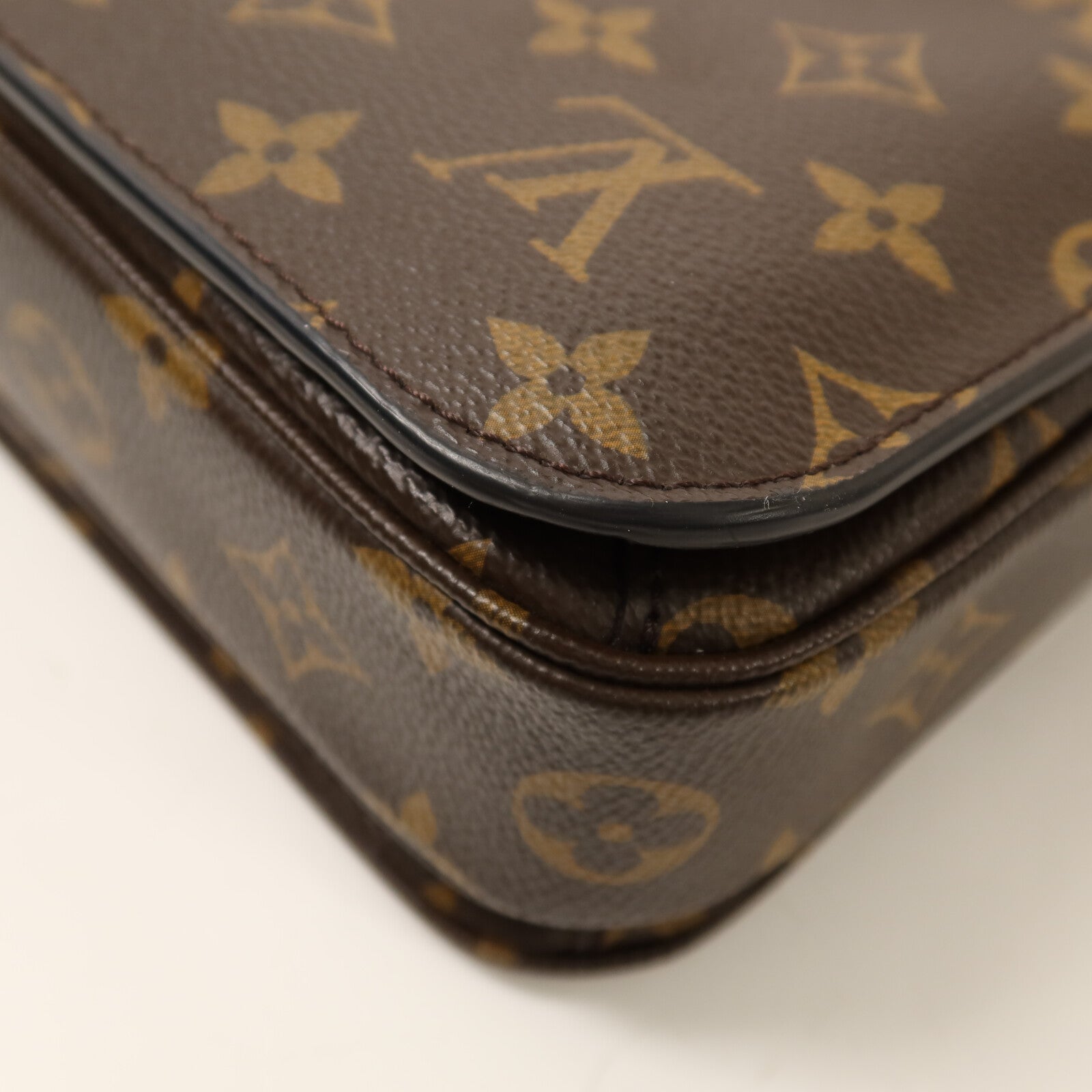 LOUIS VUITTON Monogram Patches Pochette Metis金扣手挽肩背兩用袋
