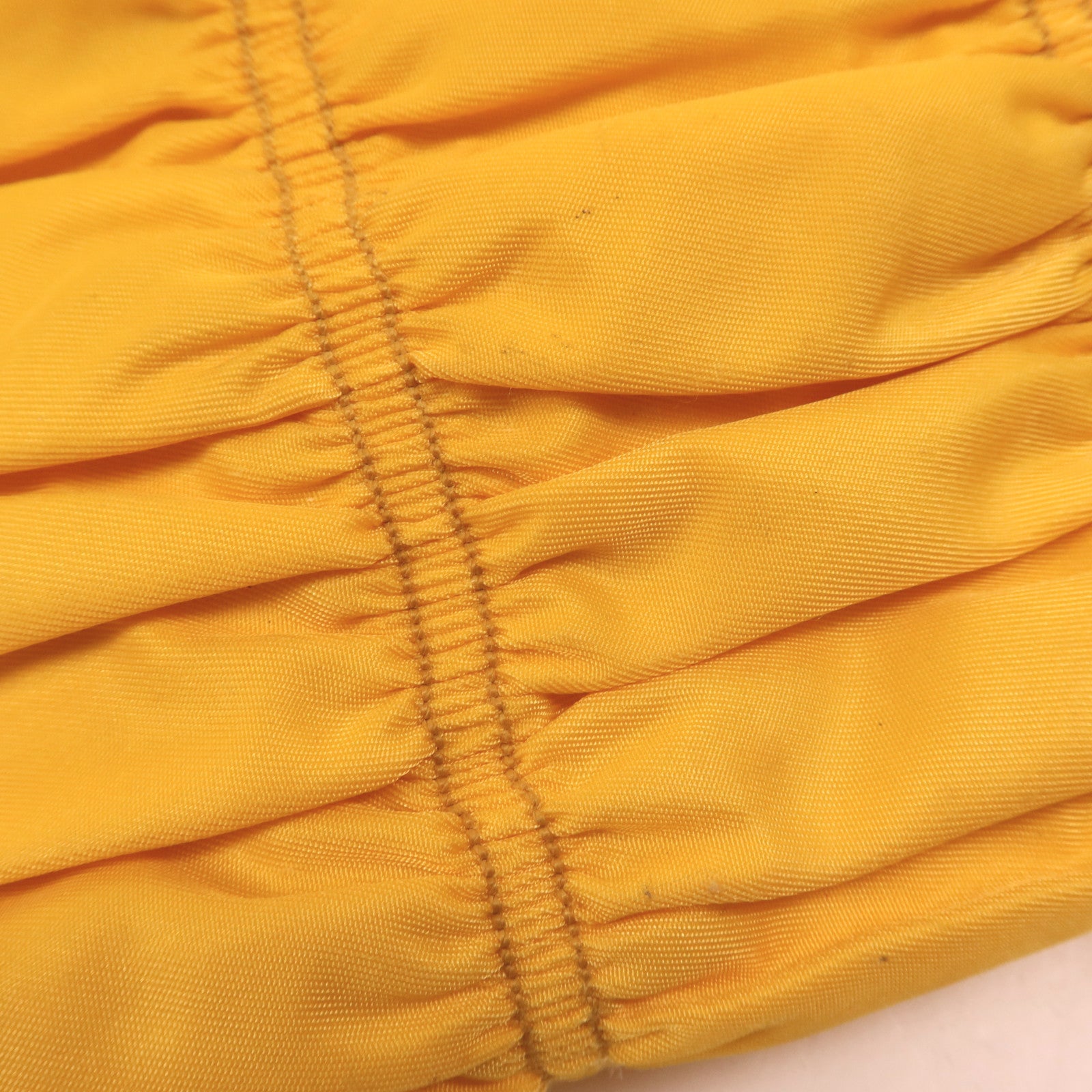 PRADA 尼龍Cosmetics Bag金扣手拿包