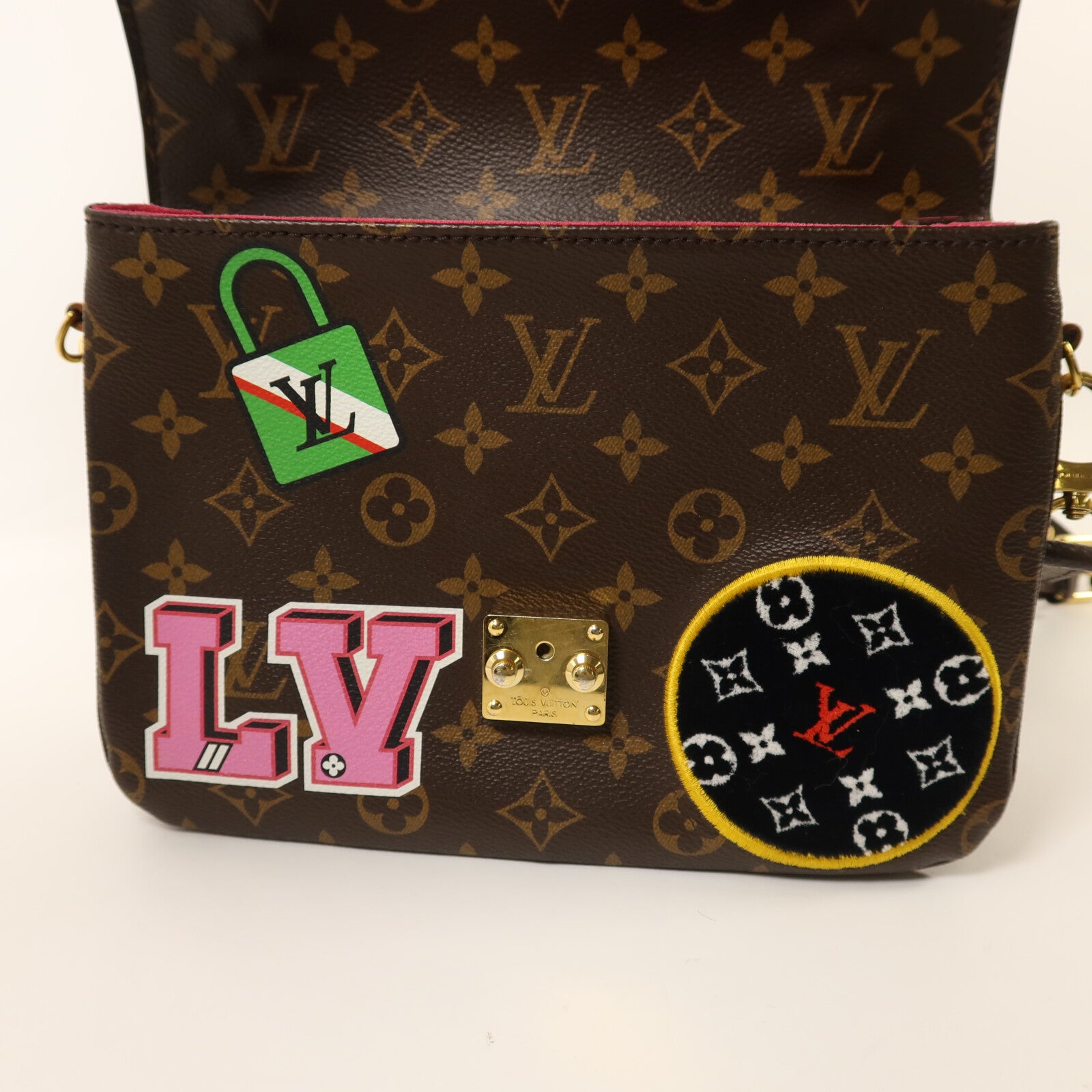 LOUIS VUITTON Monogram Patches Pochette Metis金扣手挽肩背兩用袋