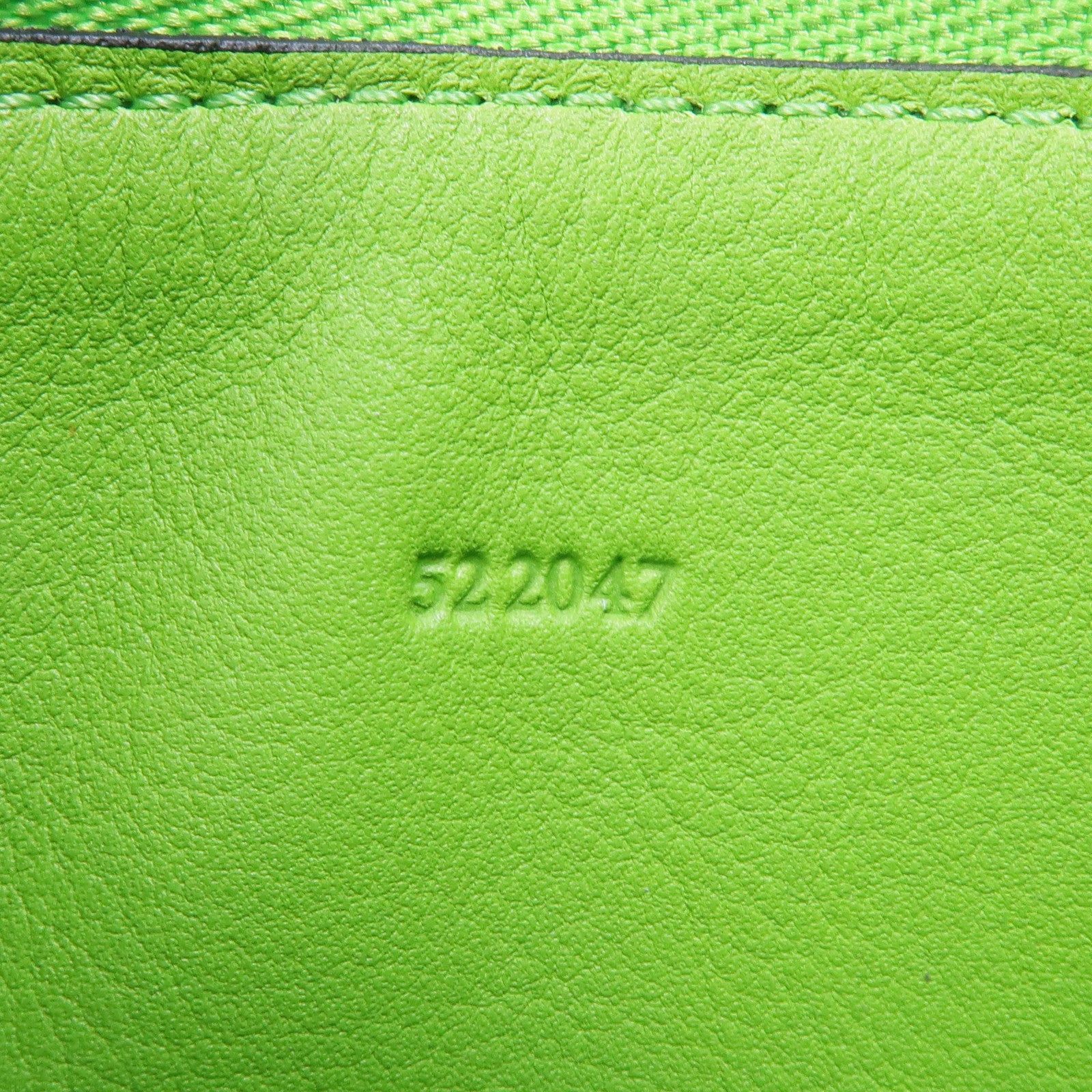 LOEWE 牛皮皮革Loewe X Totoro銀扣零錢包/卡片套