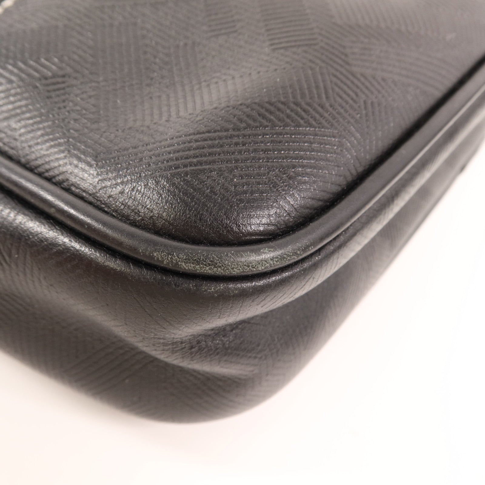 FENDI 皮革Camera Bag銀扣肩背袋