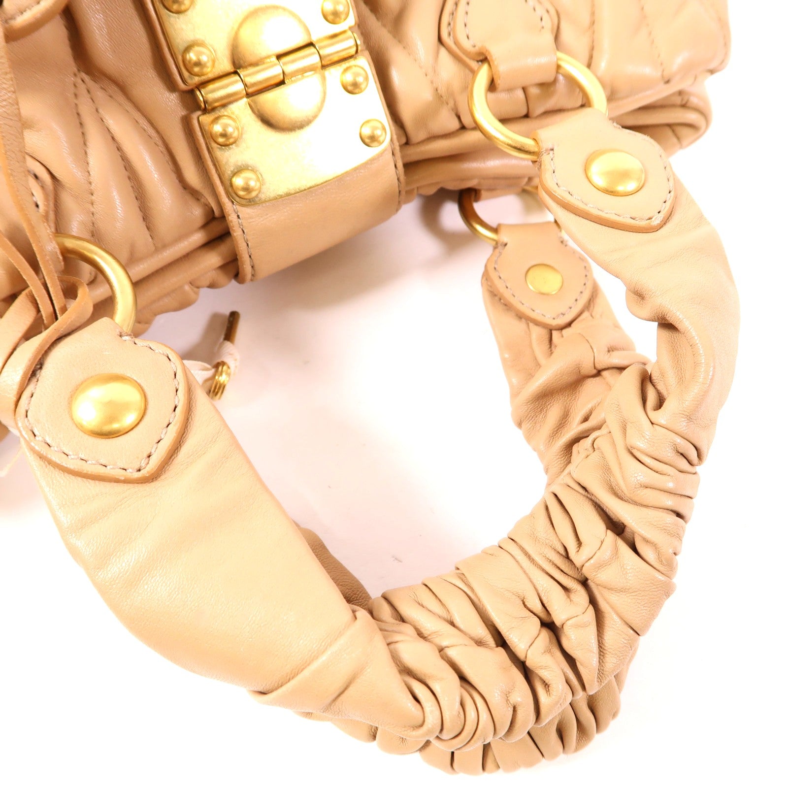 Miu Miu 羊皮皮革Handbag金扣手挽袋
