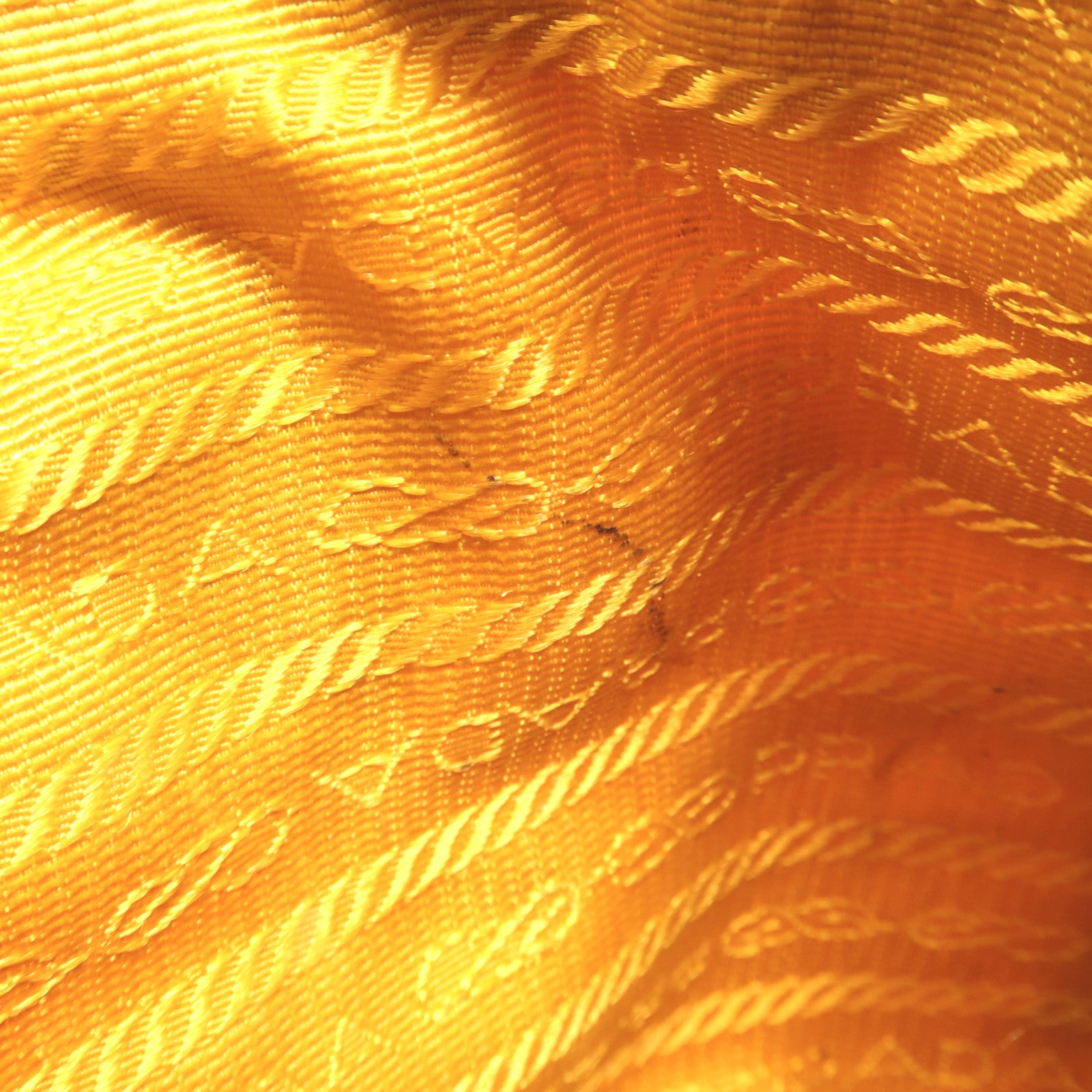 PRADA 尼龍Cosmetics Bag金扣手拿包