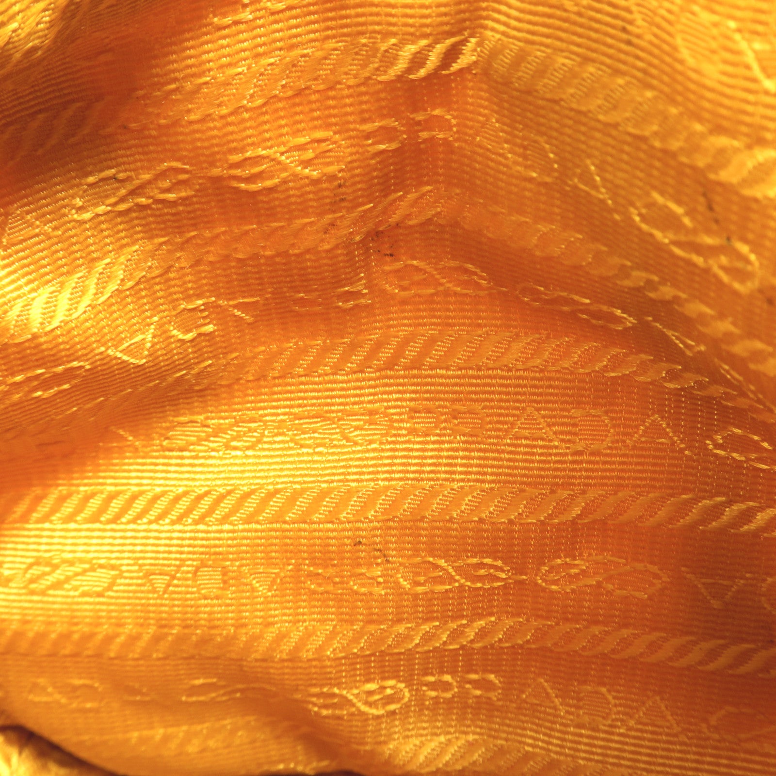 PRADA 尼龍Cosmetics Bag金扣手拿包