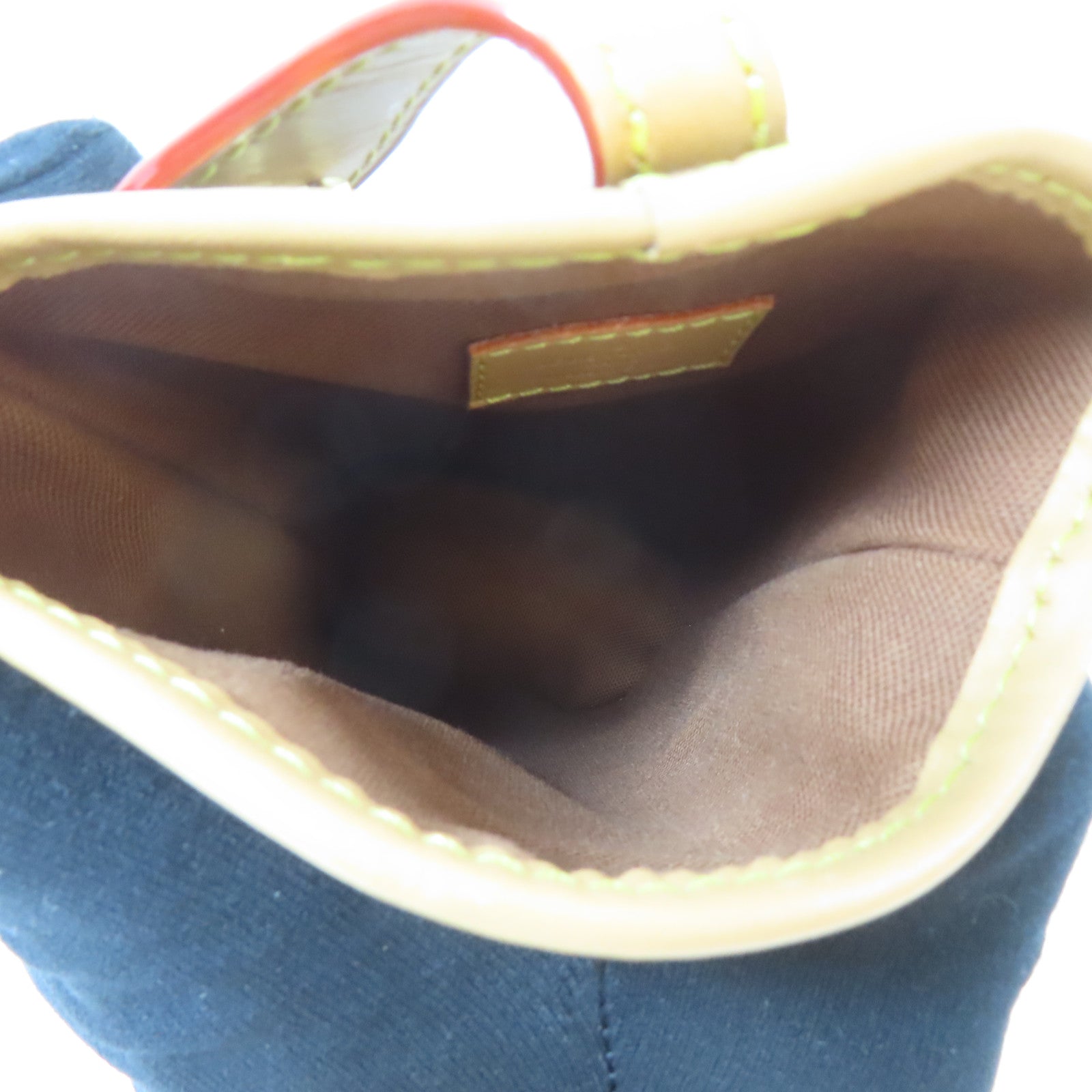 LOUIS VUITTON 【激減優惠】Monogram Fold Me Pouch金扣肩背袋啡色