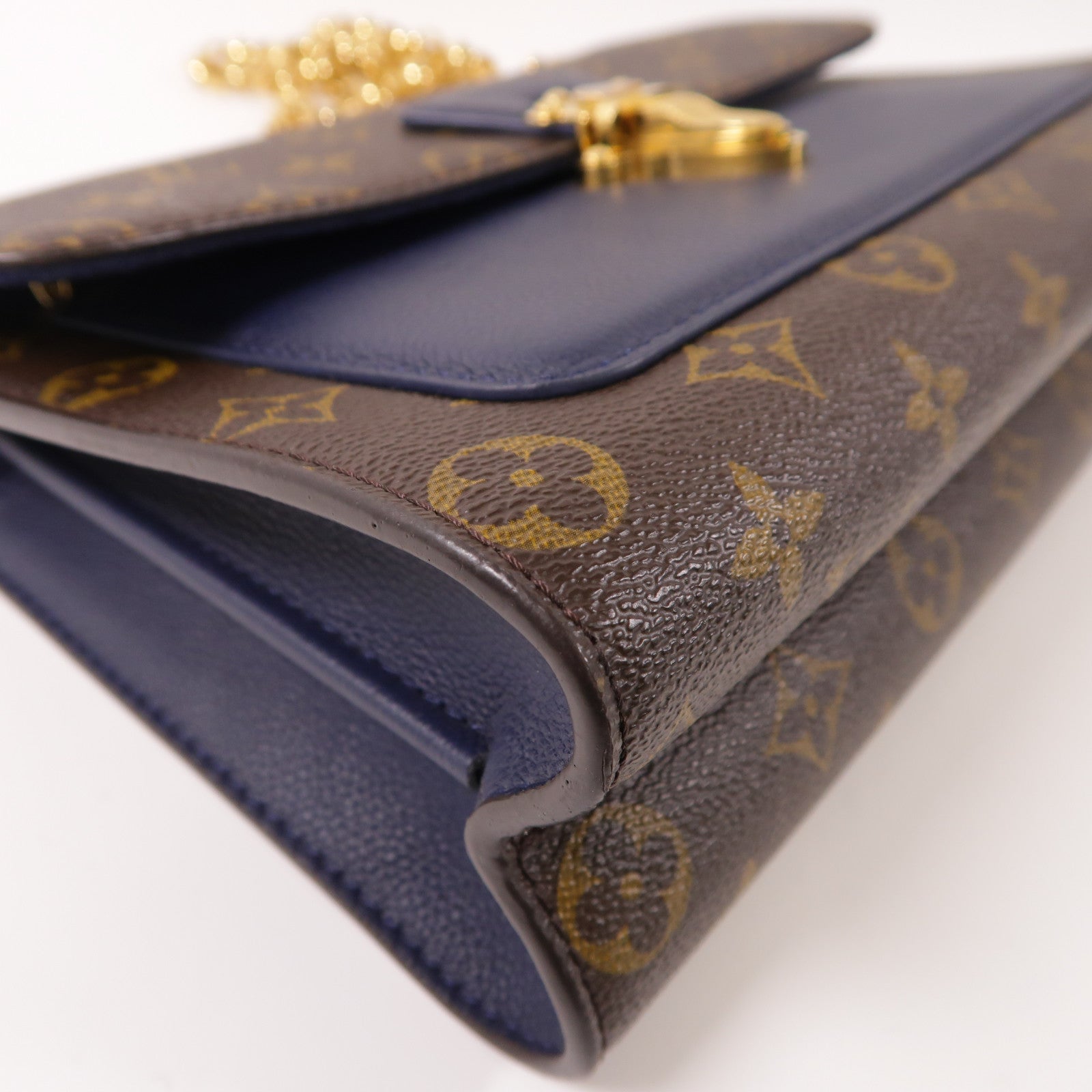 LOUIS VUITTON Monogram Victoire金扣鏈帶肩背袋