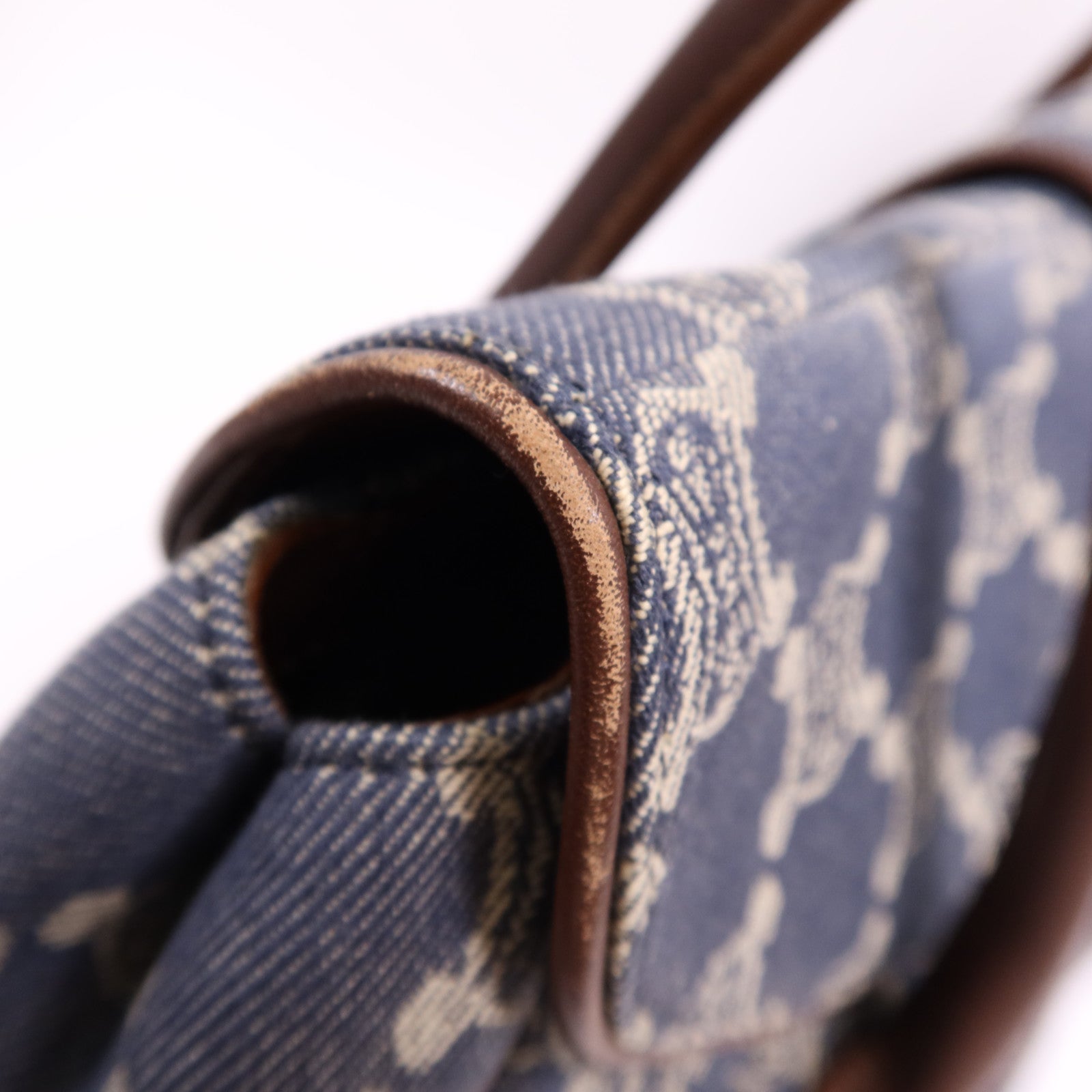 CELINE 牛仔布/皮革Macadam Hand Bag金扣手挽袋