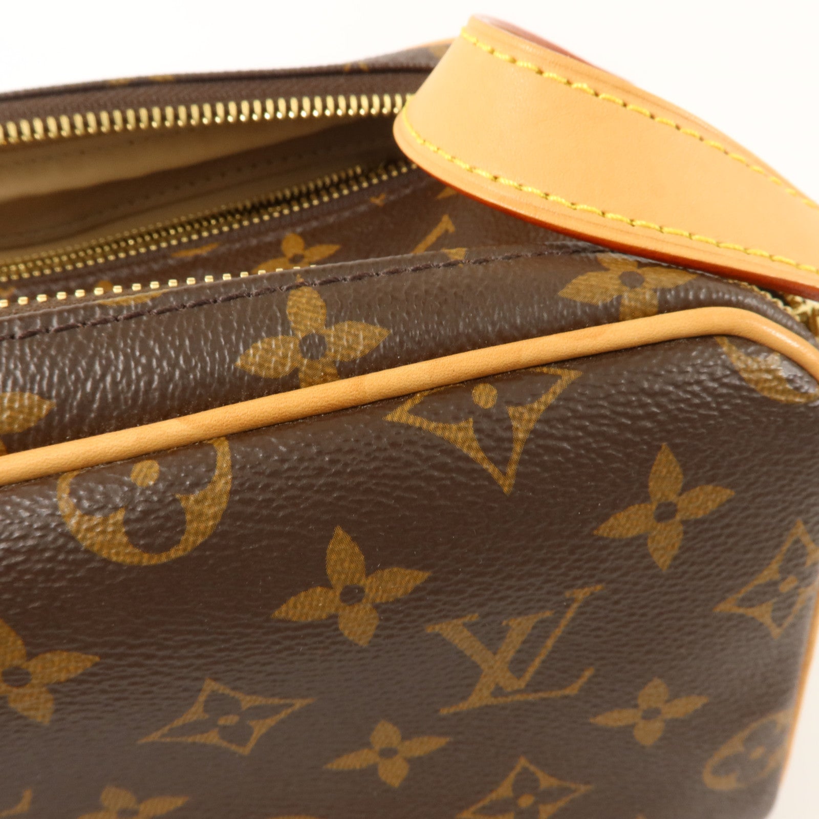 LOUIS VUITTON Monogram Dopp Kit Toiletry Pouch金扣小袋