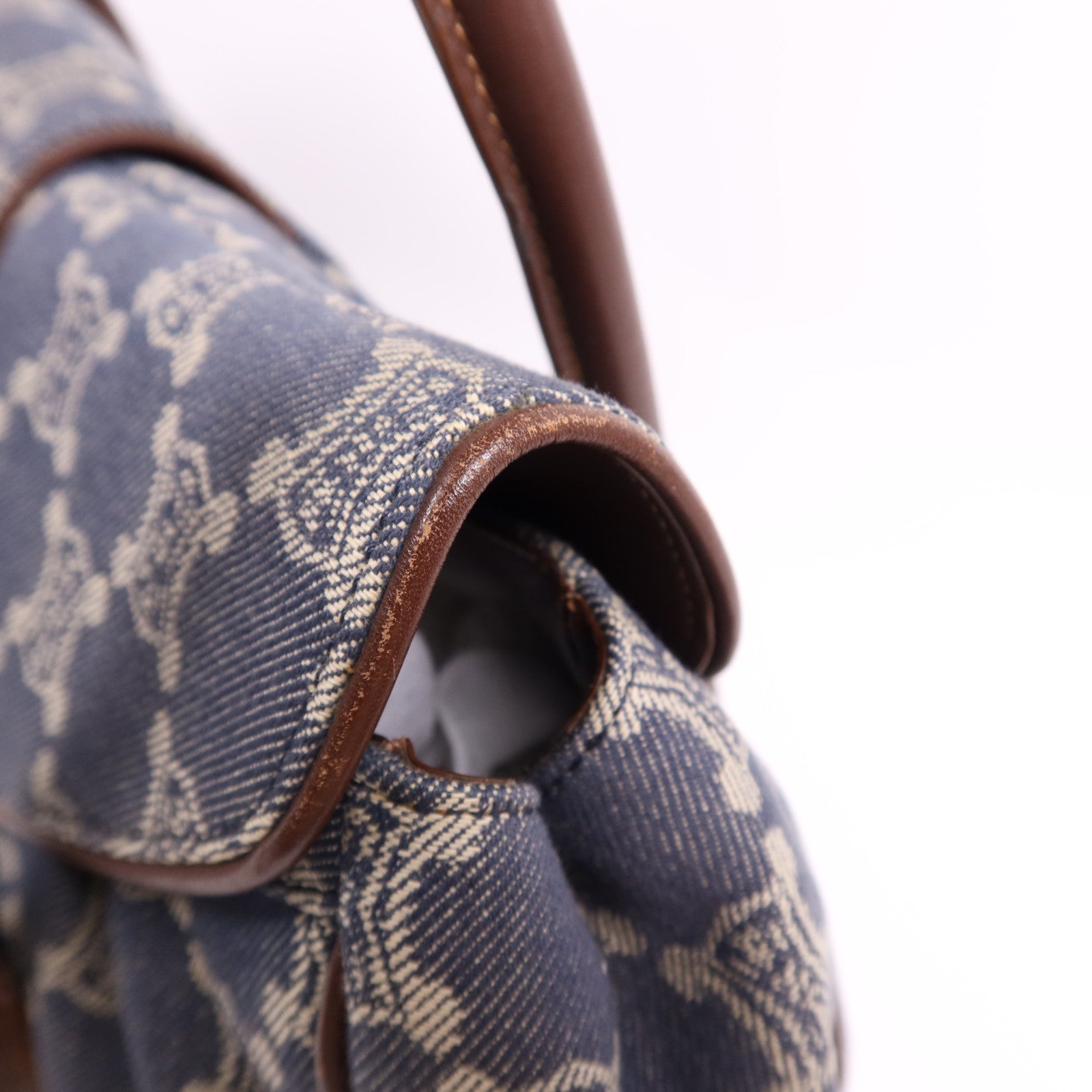 CELINE 牛仔布/皮革Macadam Hand Bag金扣手挽袋