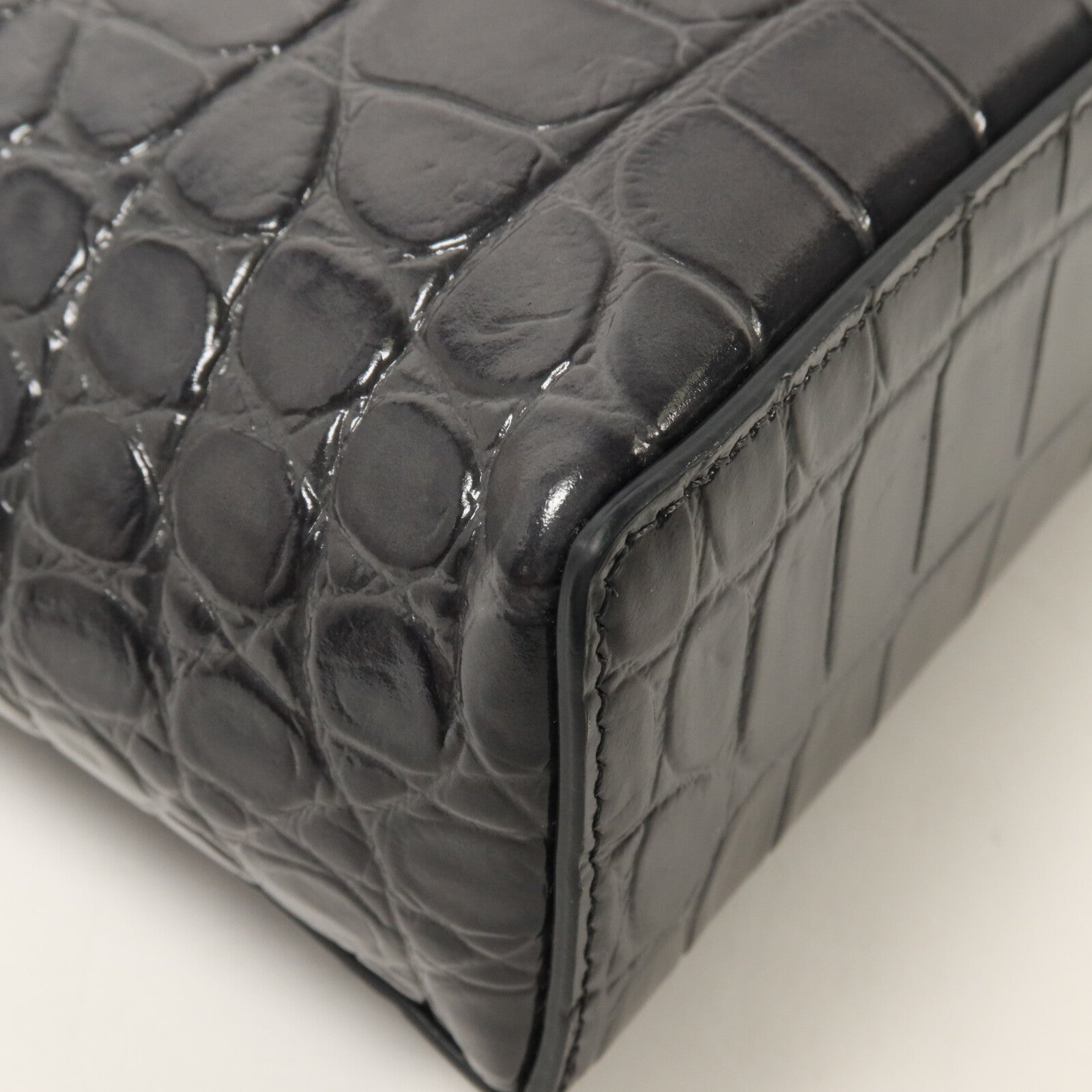CHANEL 牛皮皮革Vanity Case鏈帶手挽肩背兩用袋