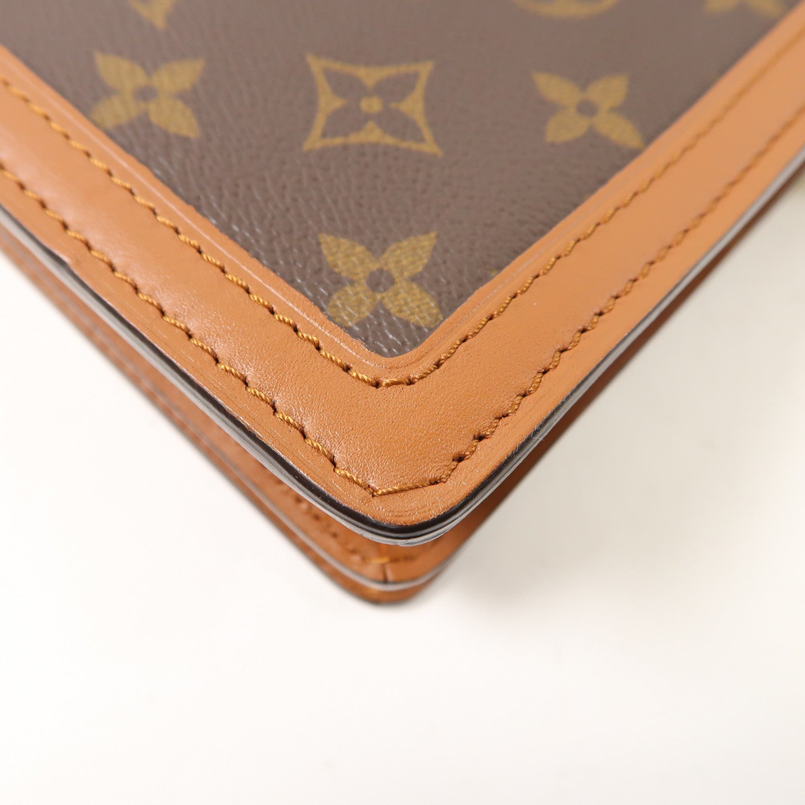LOUIS VUITTON Monogram/Monogram Reverse Dauphine MM金扣手挽肩背兩用袋棕色