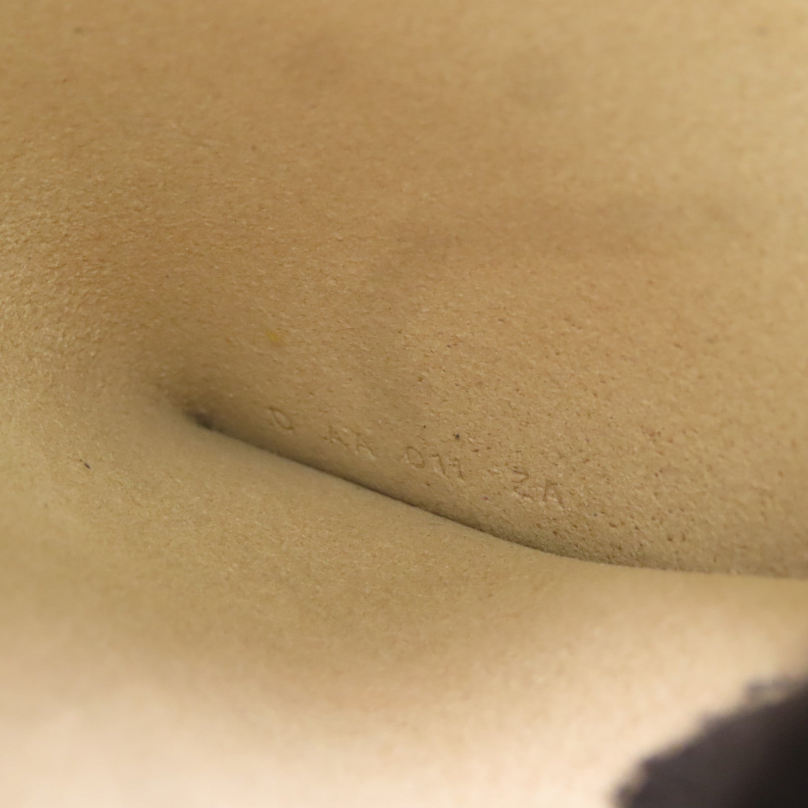 HERMES PHW Passport Case Chevre Leather Grey