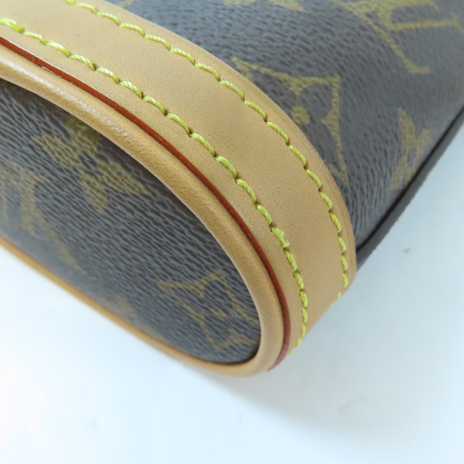 LOUIS VUITTON 【激減優惠】Monogram Fold Me Pouch金扣肩背袋啡色