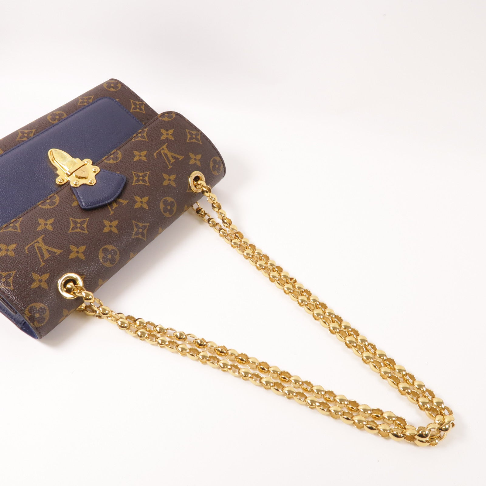 LOUIS VUITTON Monogram Victoire金扣鏈帶肩背袋