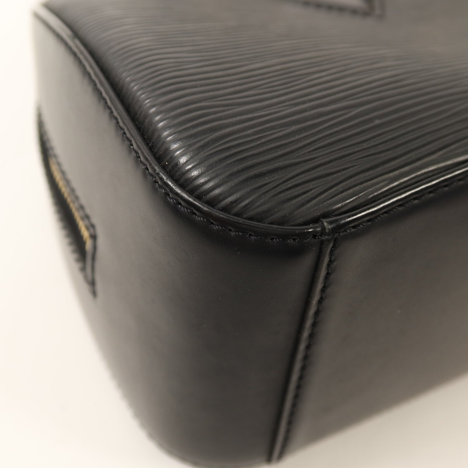 LOUIS VUITTON Epi Jasmin金扣手挽袋