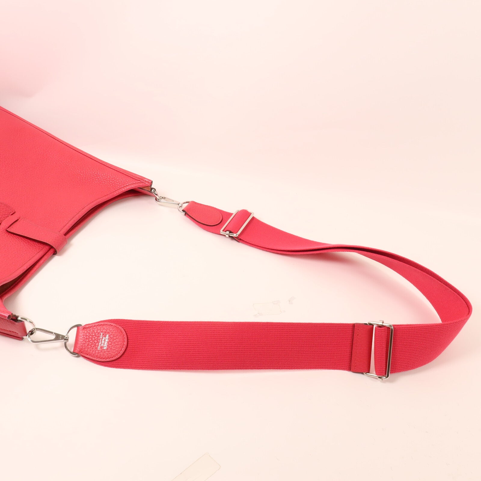 HERMES Clemence皮革Evelyne GM肩背袋Rose Extreme