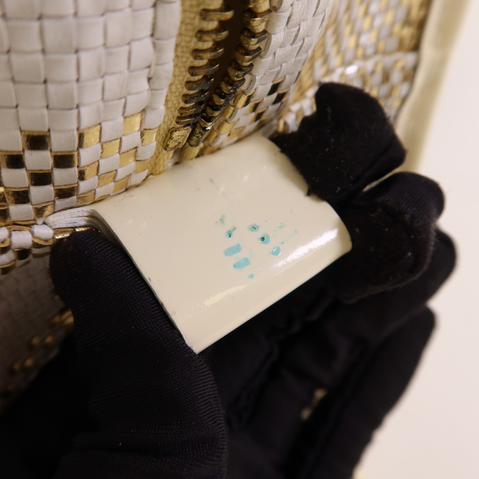 LOUIS VUITTON 皮革Street Shopper PM金扣手挽袋