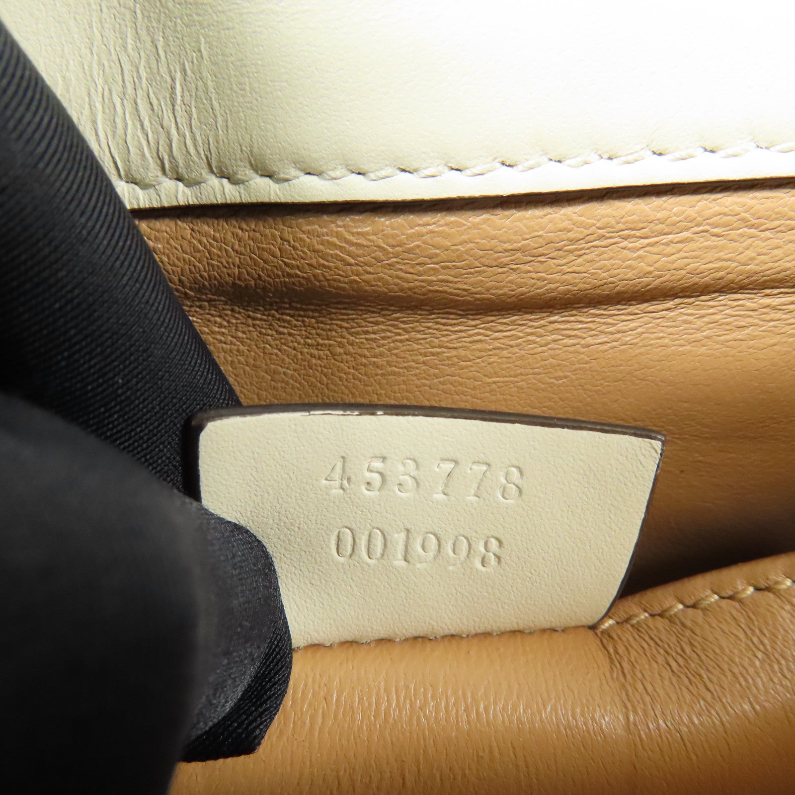 GUCCI GG GHW Broadway Pearl Bee Shoulder Bag Calfskin Leather Beige