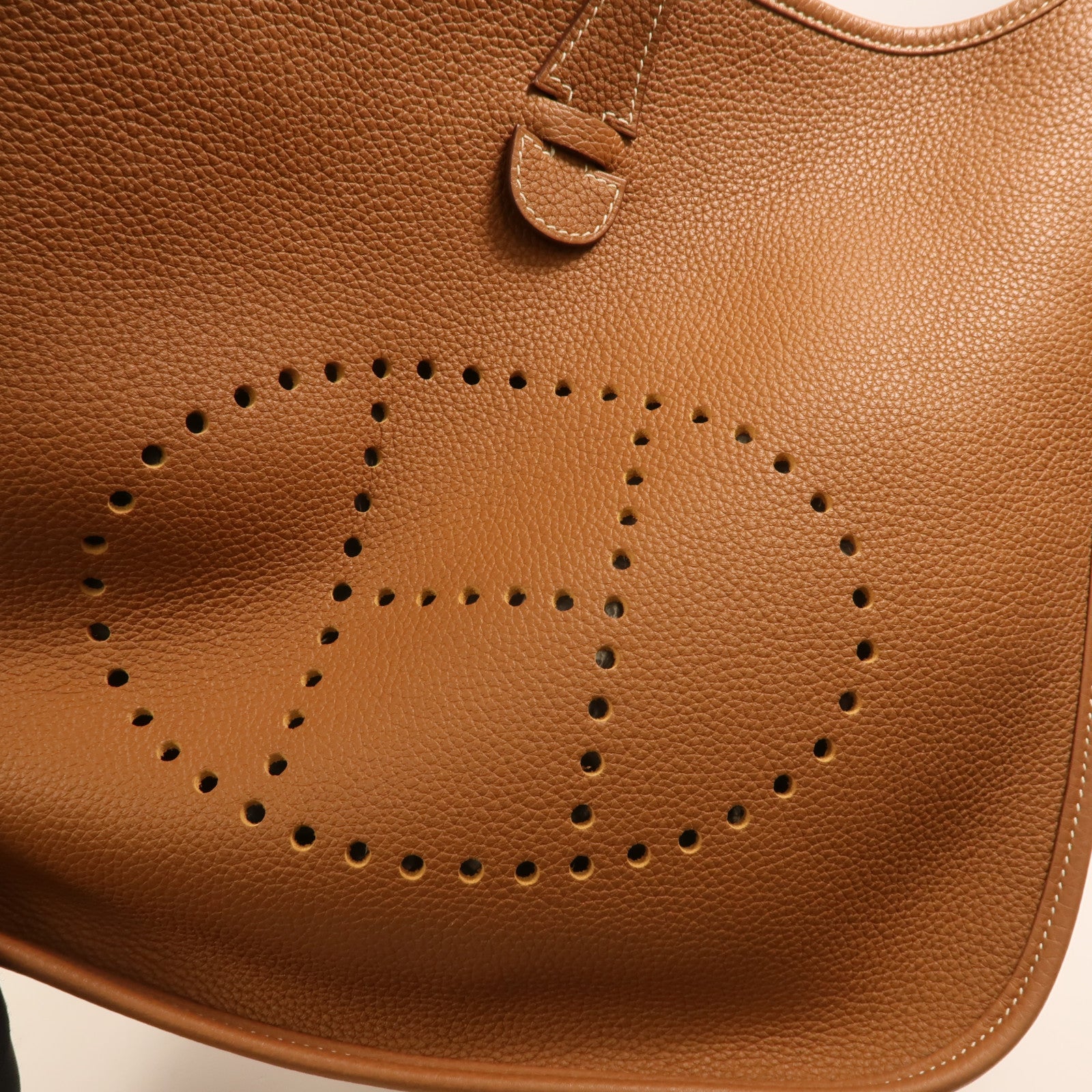 HERMES Clemence皮革Evelyne PM金扣肩背袋