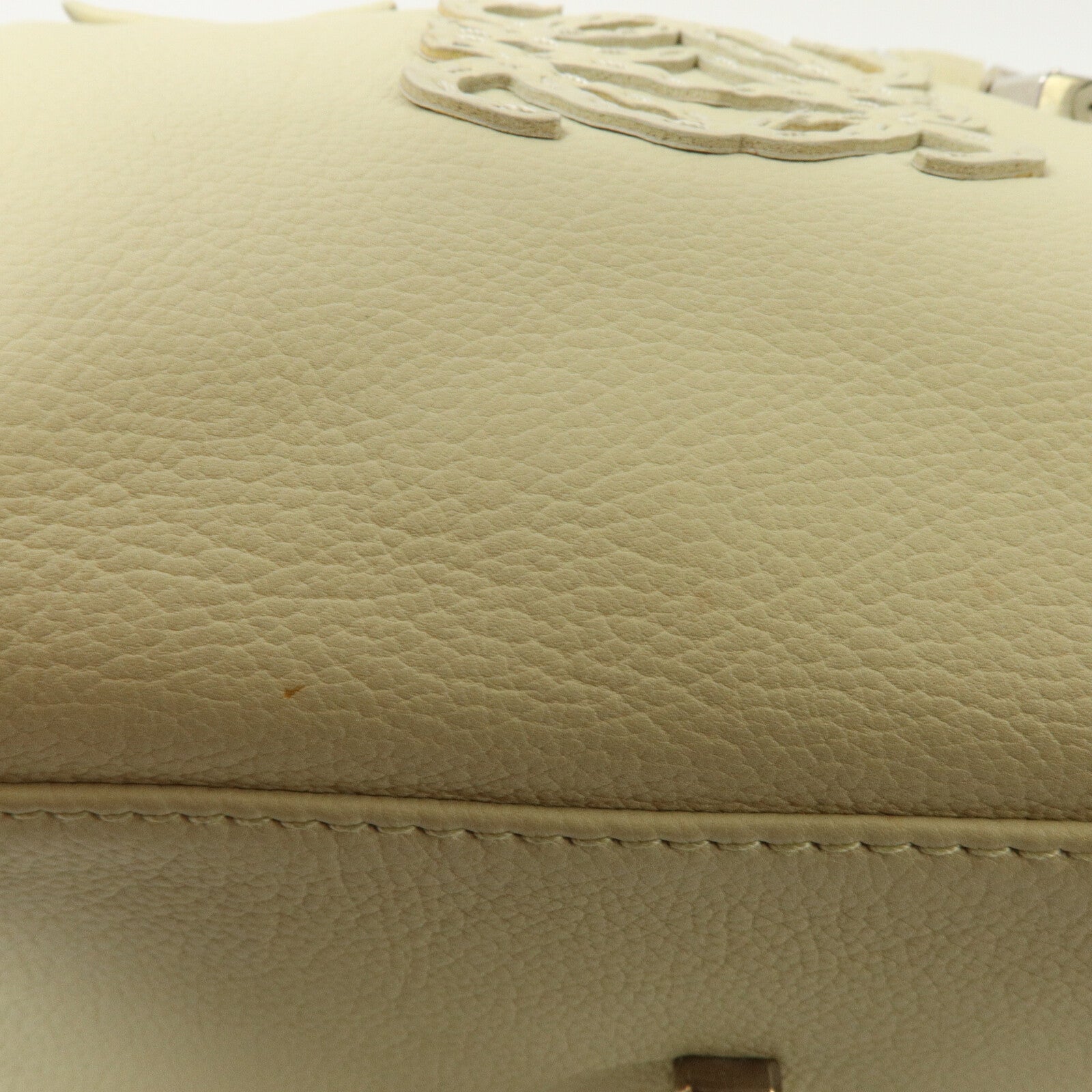 LOEWE 牛皮皮革Amazona 28手挽袋