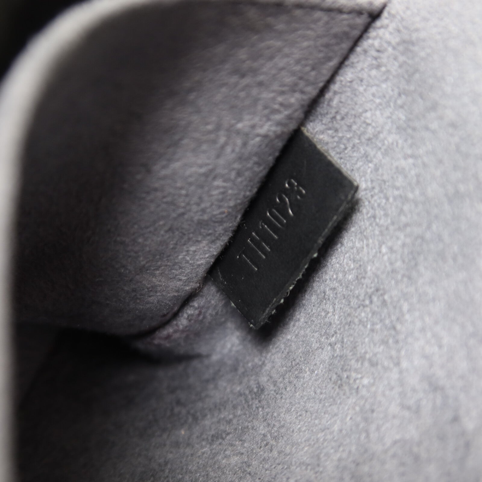 LOUIS VUITTON Epi Jasmin金扣手挽袋