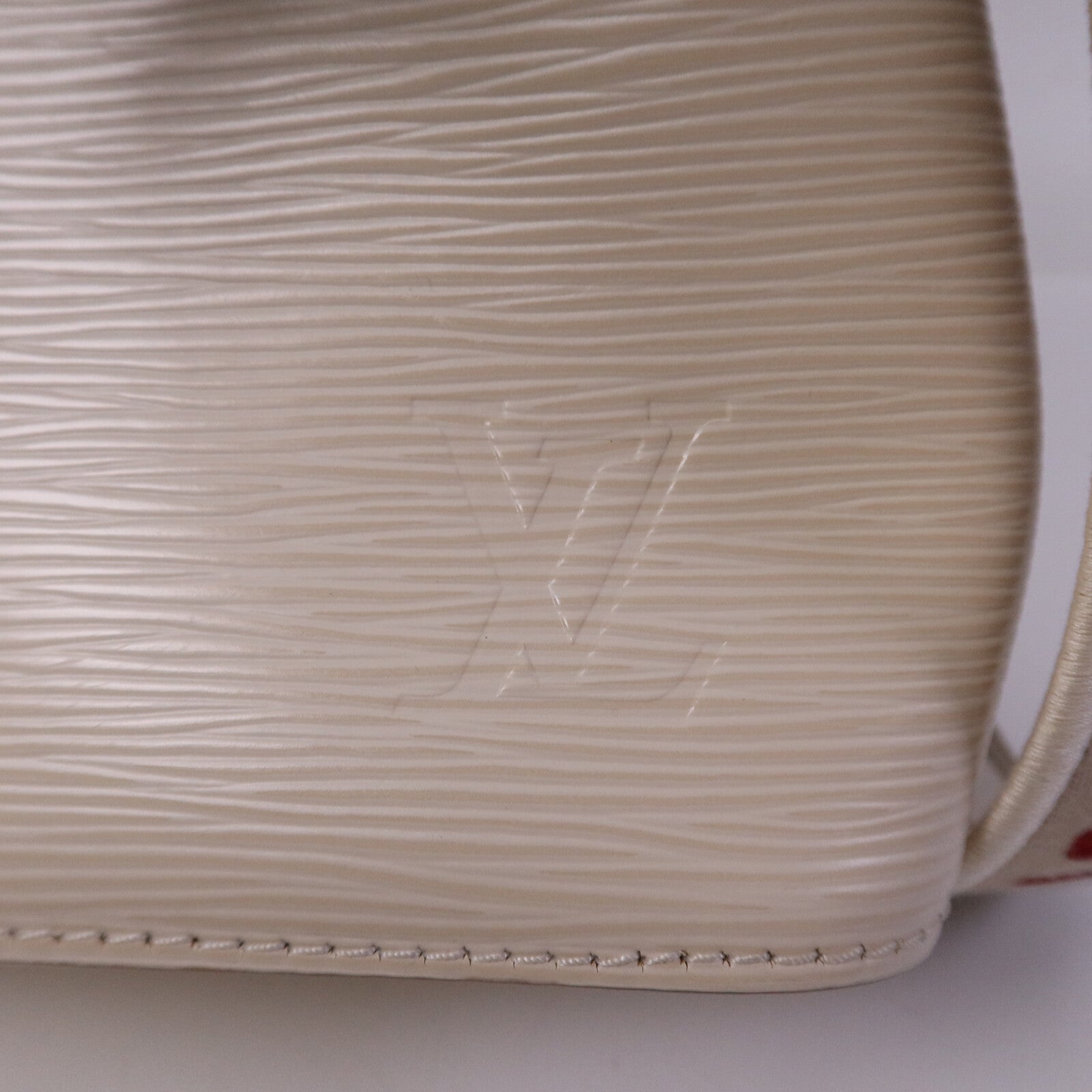 LOUIS VUITTON Epi Neo Noe銀扣手挽肩背兩用袋