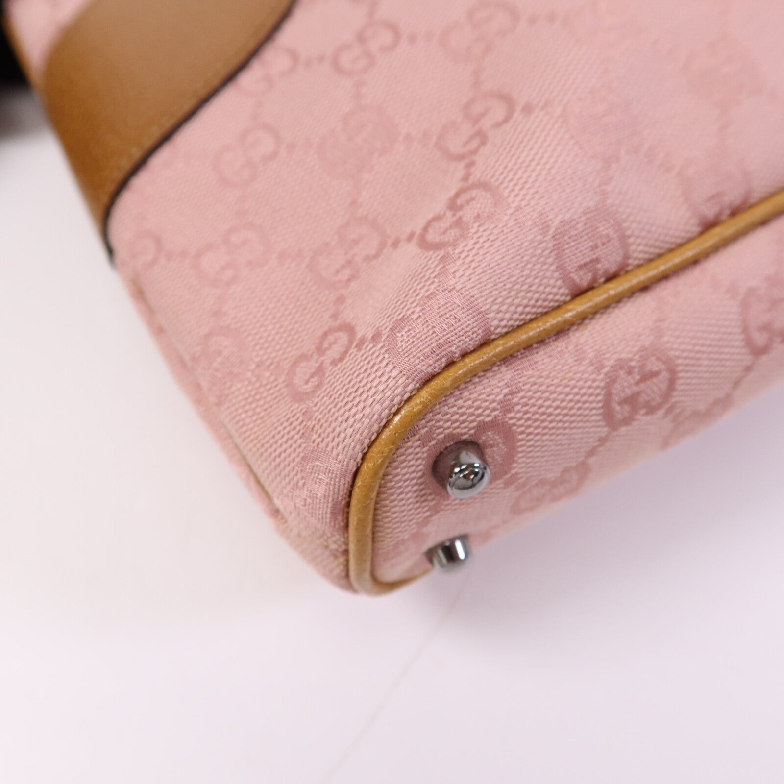 GUCCI 帆布Shoulder Bag銀扣肩背袋